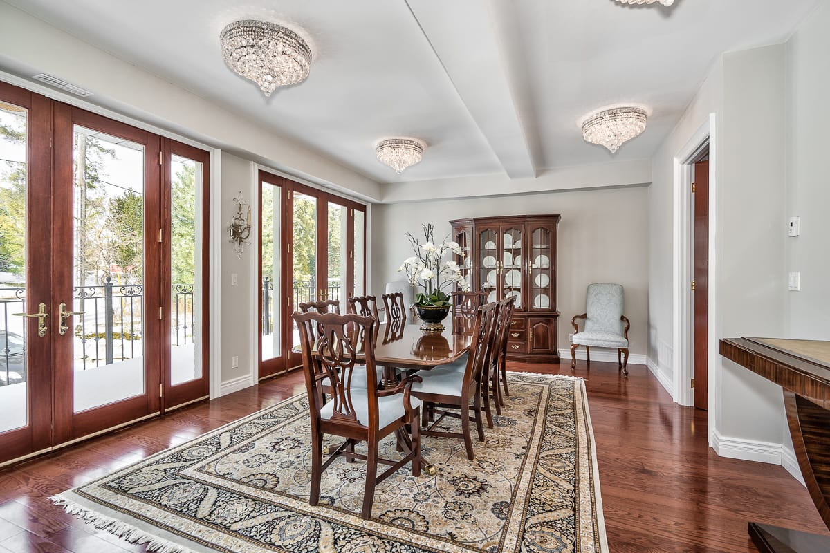 1026 Mississauga Heights Drive
