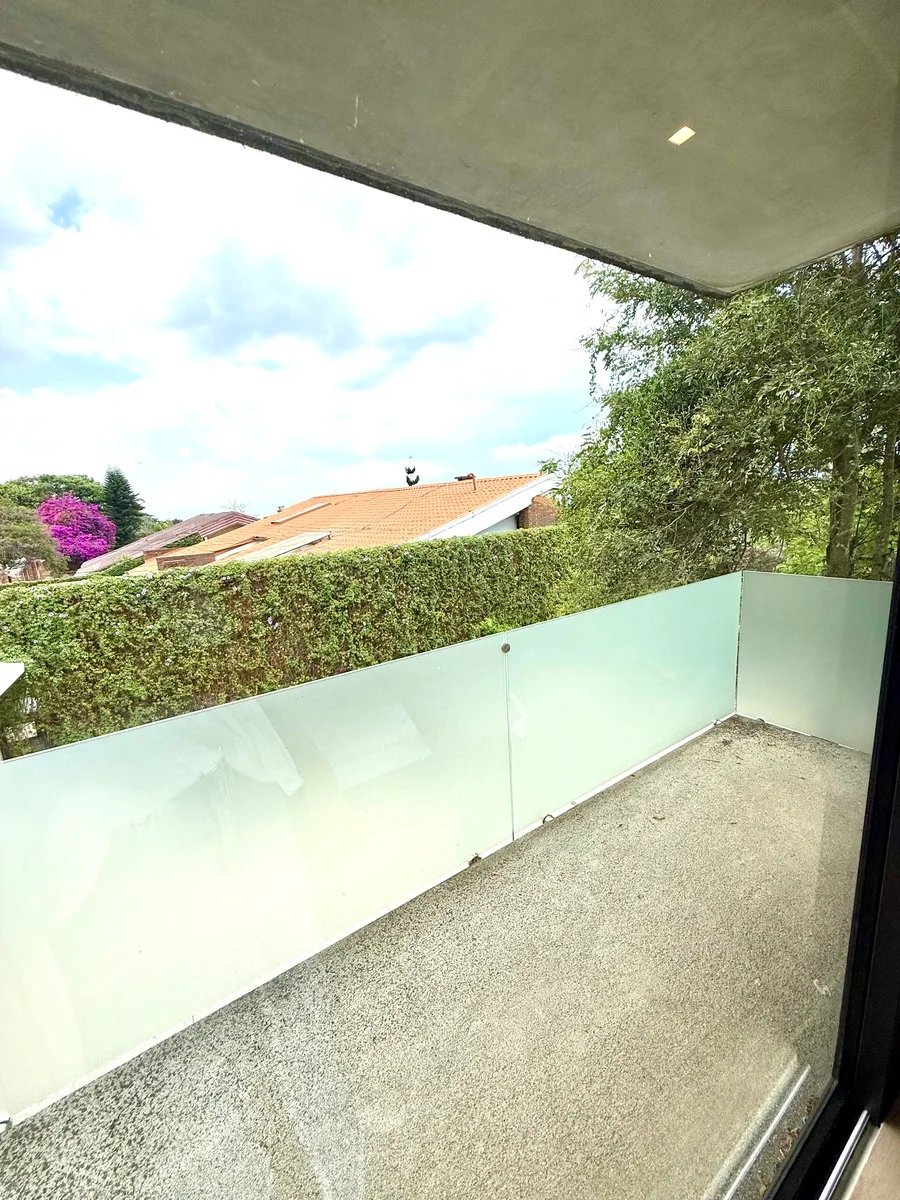 Modern Garden Townhome, Escazu, San Jose