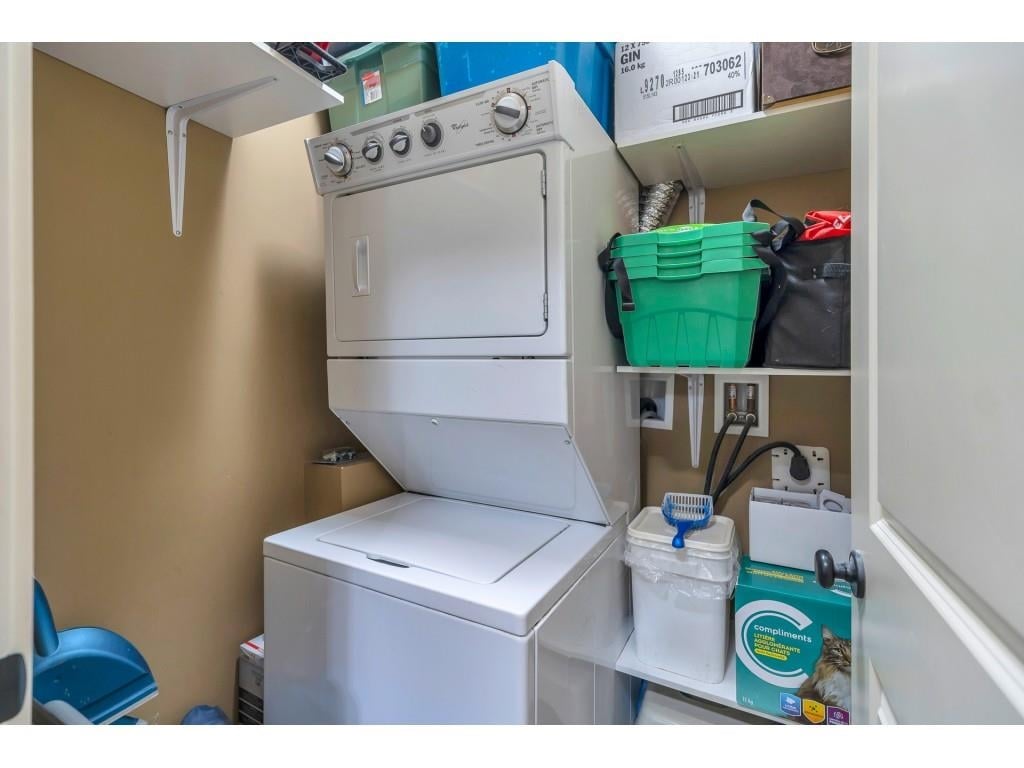 409-45893 Chesterfield Ave