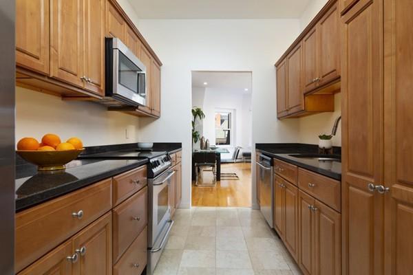 119 Beacon St Ph