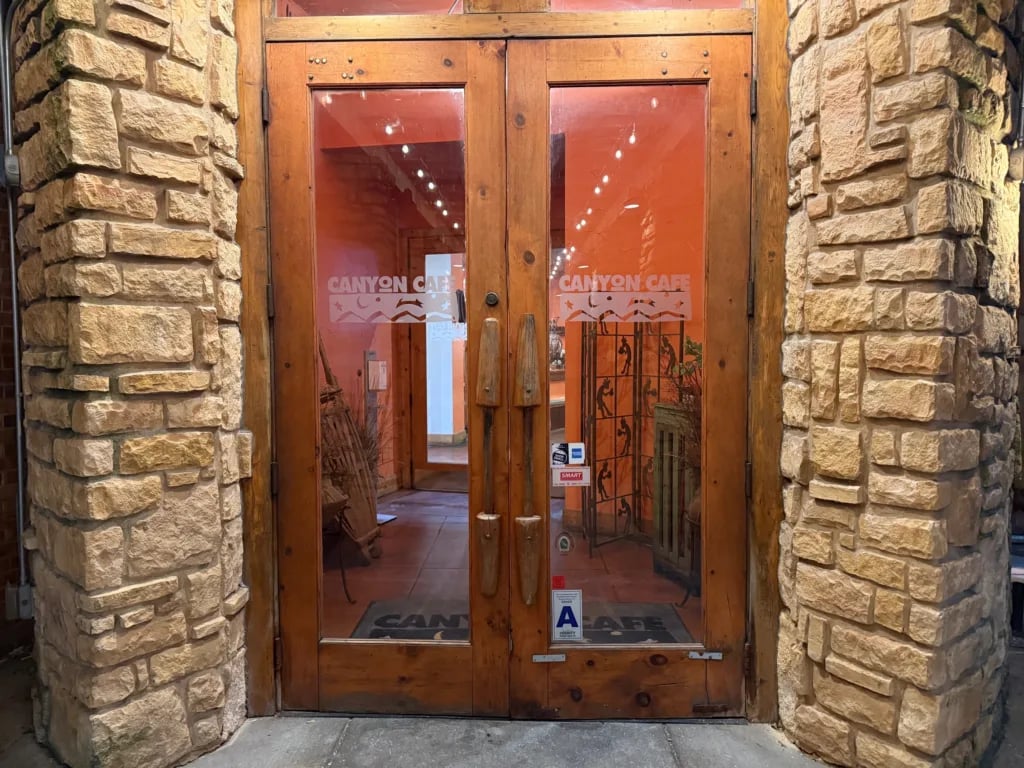 Canyon Cafe to close at Plaza Frontenac on January 25