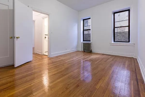 35 Crown Street Unit: 1E
