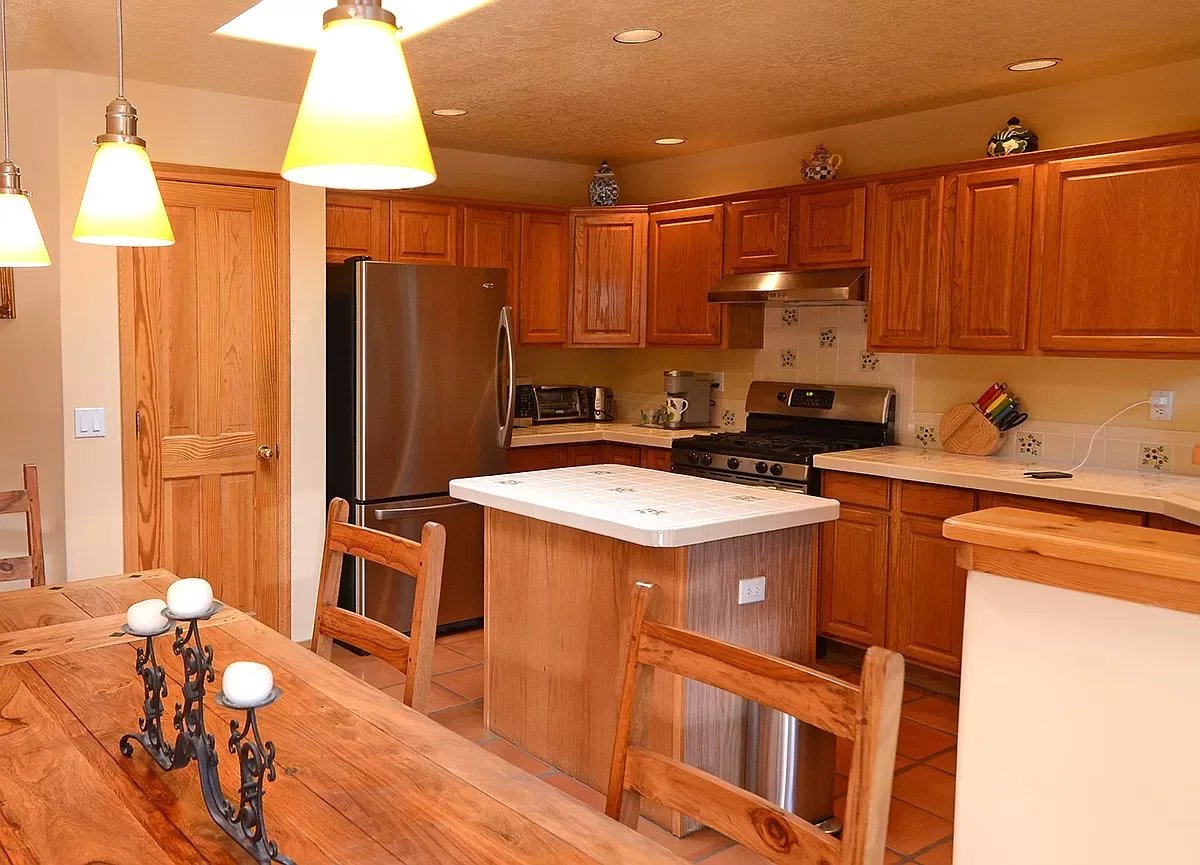 4002 Painted Pony Cir