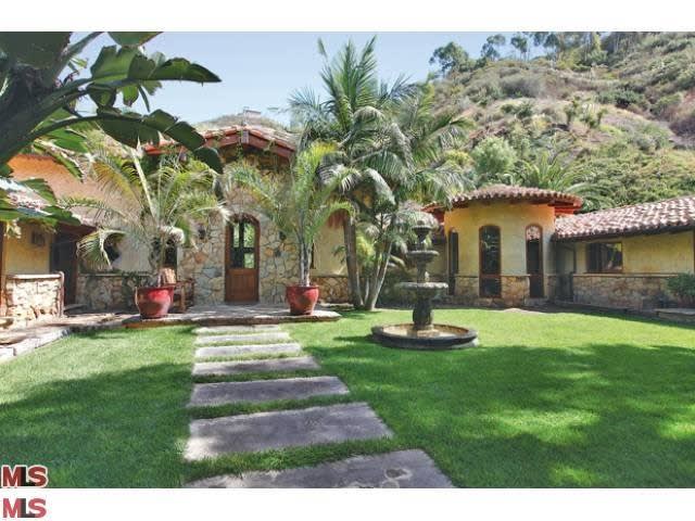 3434 SERRA Rd