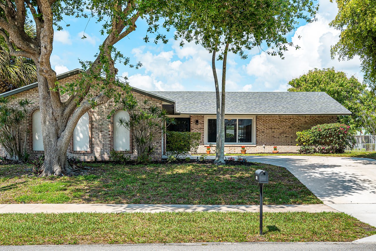 1713 W Terrace Drive