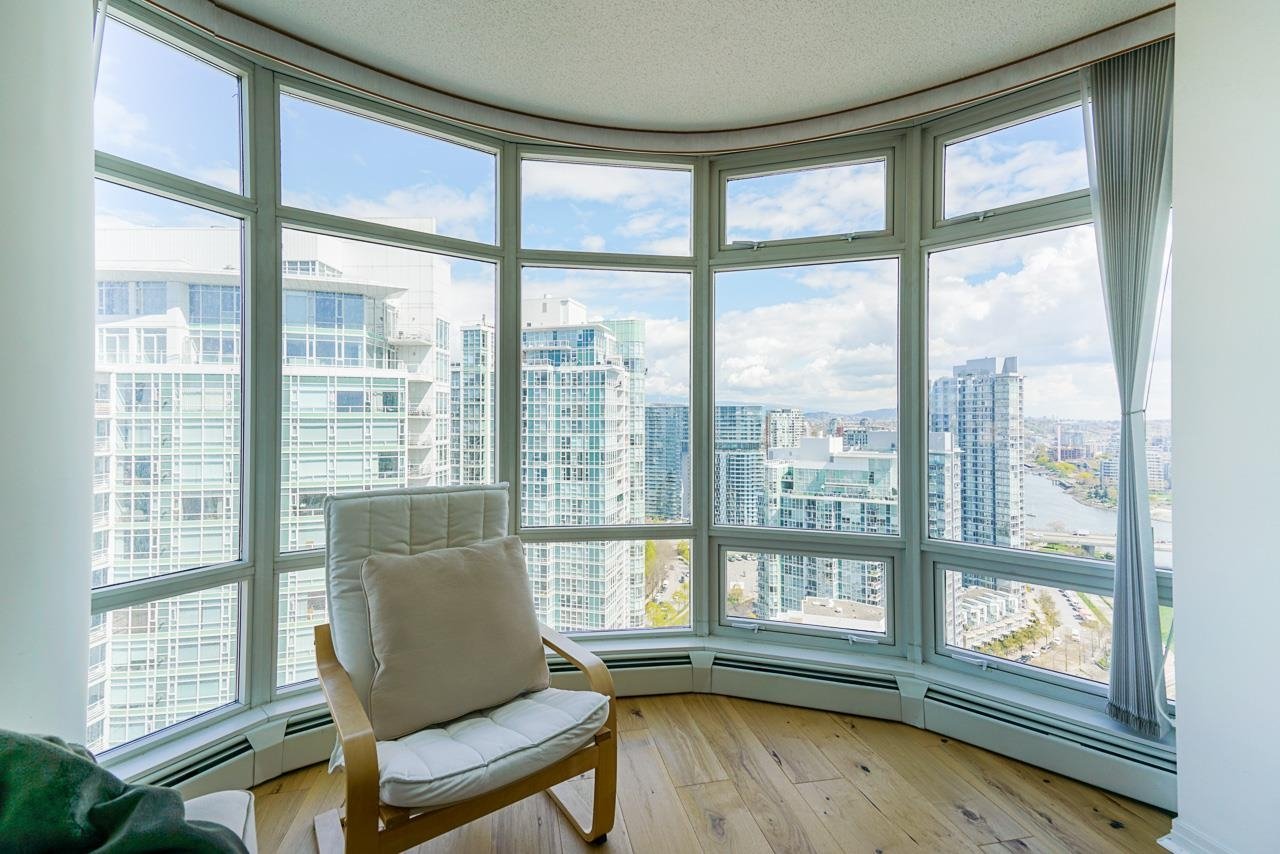 3205-1199 Marinaside Crescent, Vancouver