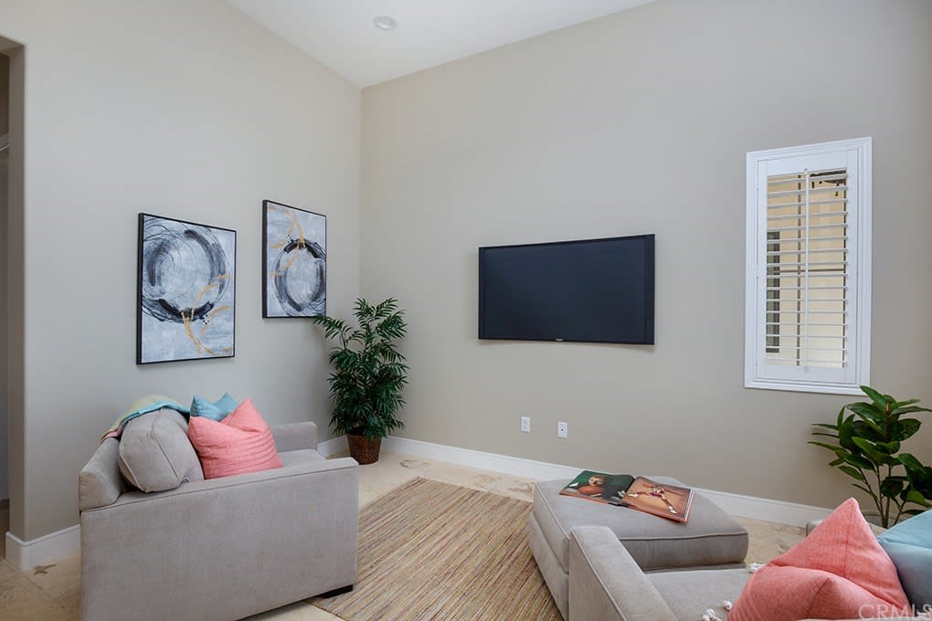 43714 Mountain Run Cir