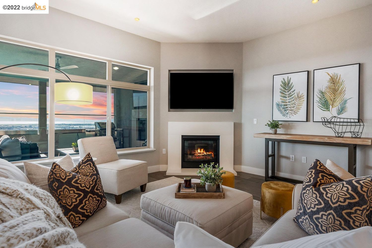 6719 Skyview Dr Oakland, CA, 94605