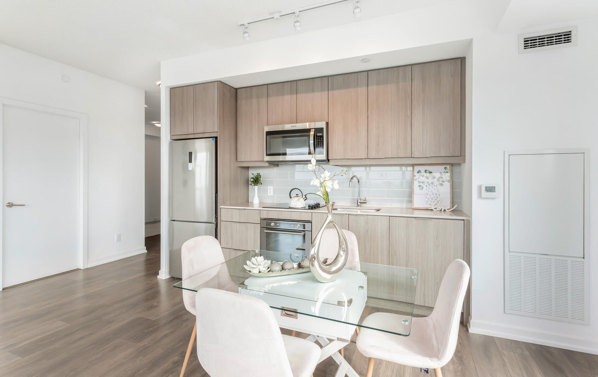 36 Forest Manor Rd Unit: 1105