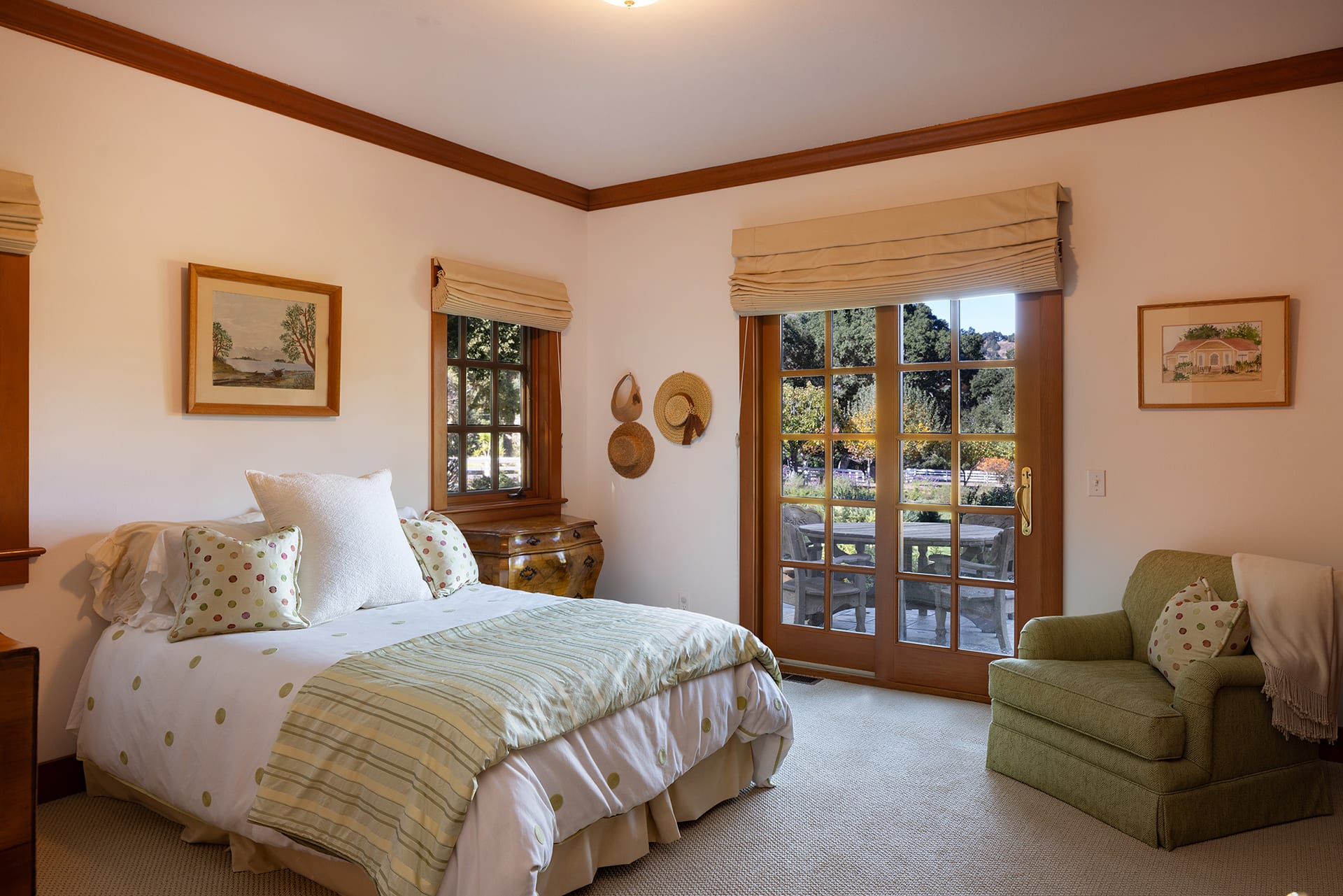 Peaceful French Country Estate - 5 Sleepy Hollow Dr