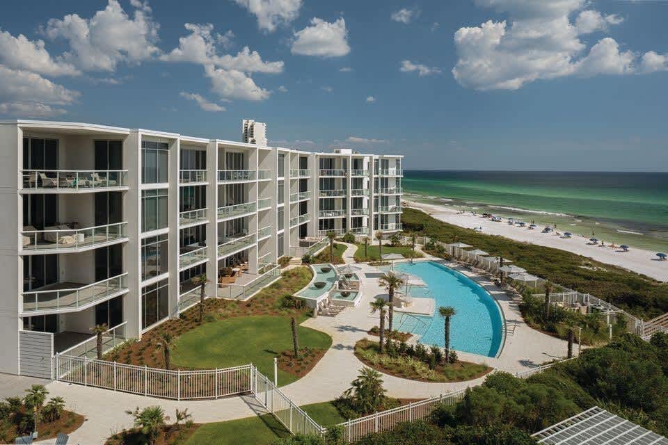 3820 East County Highway 30A #405