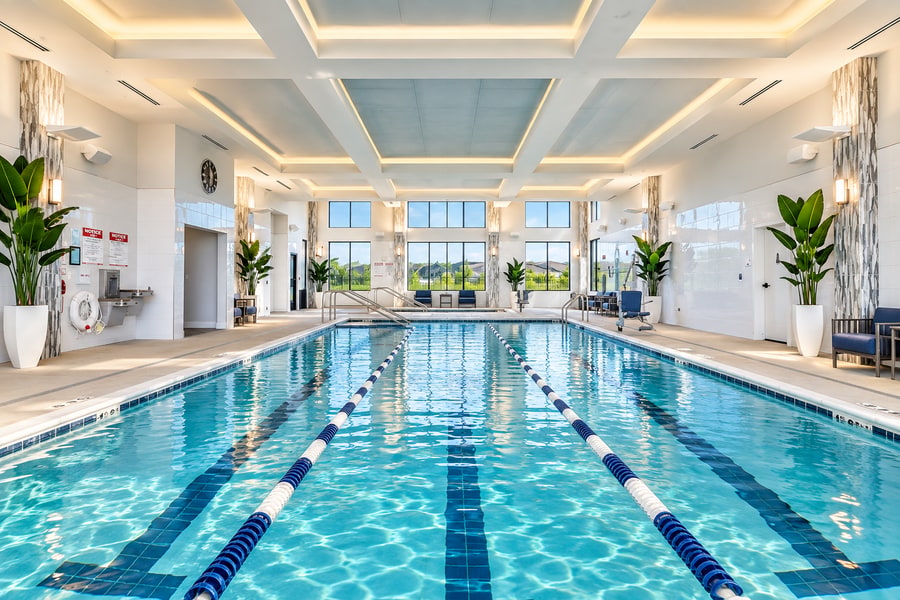 Indoor swimming pool at Lincoln Prairie in Aurora Illinois