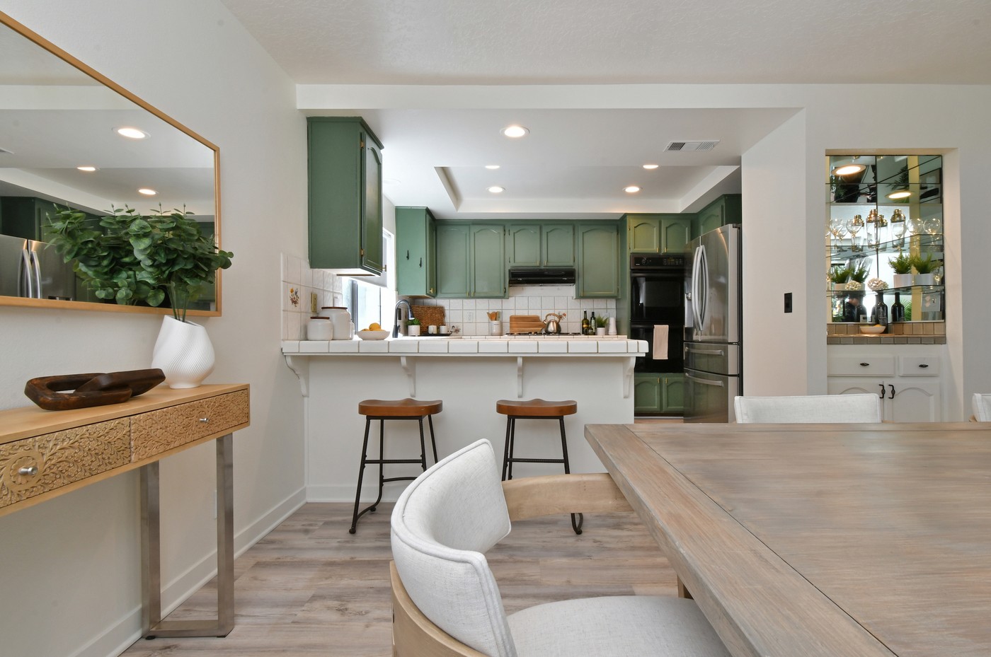 Dining and living space inside Woodland Hills home under one million dollars
