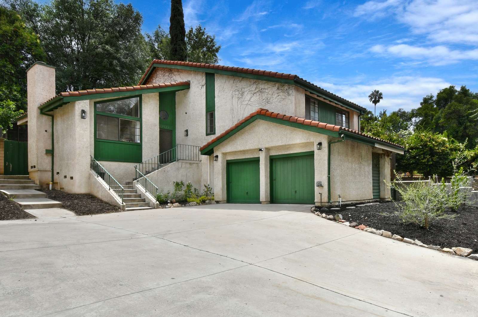 22522 Avenue San Luis Woodland Hills home for sale under $1 million