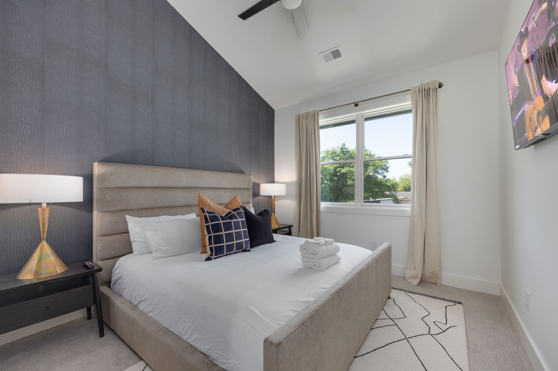 The Summit interior 36