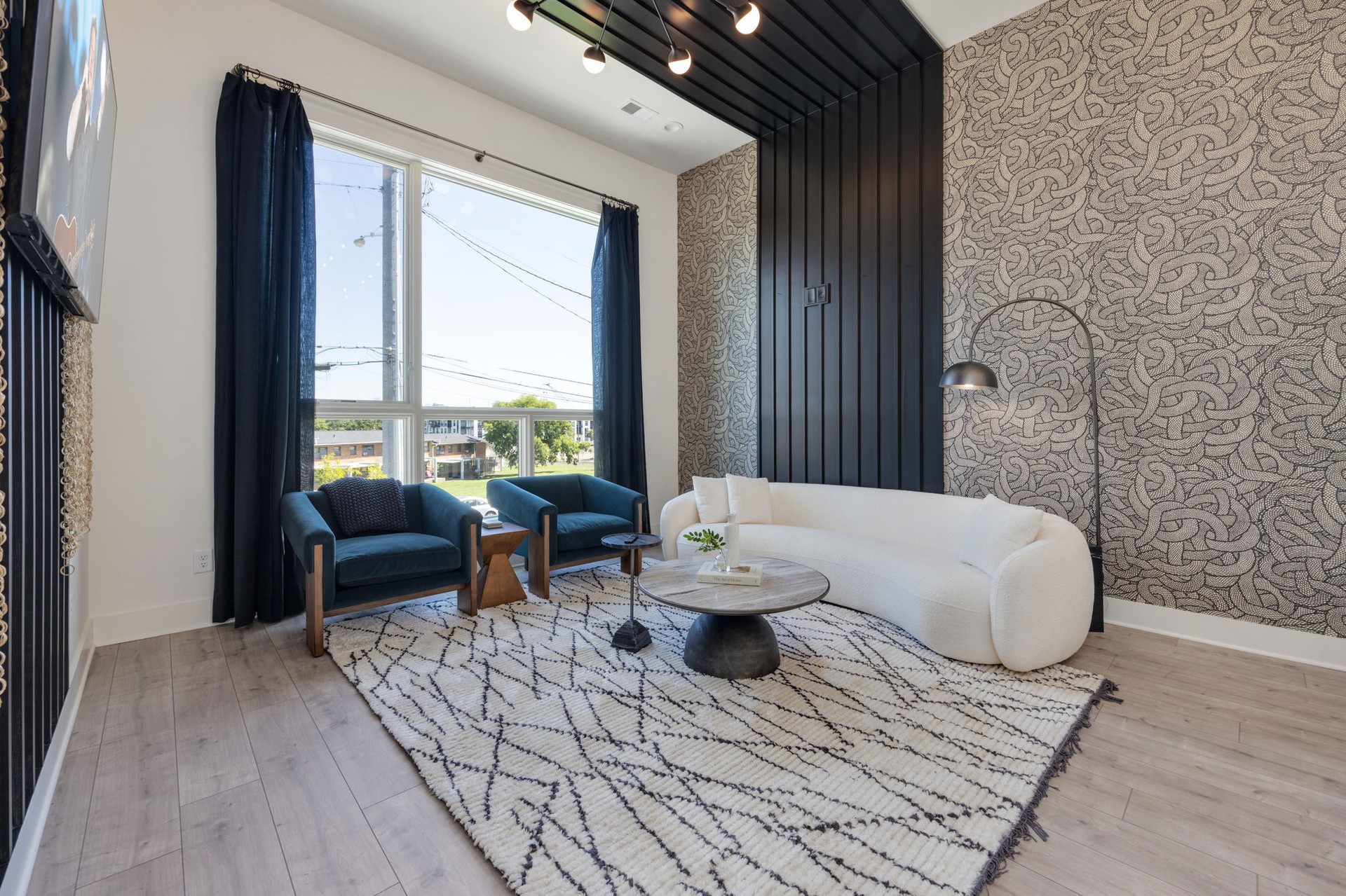 The Summit interior 7