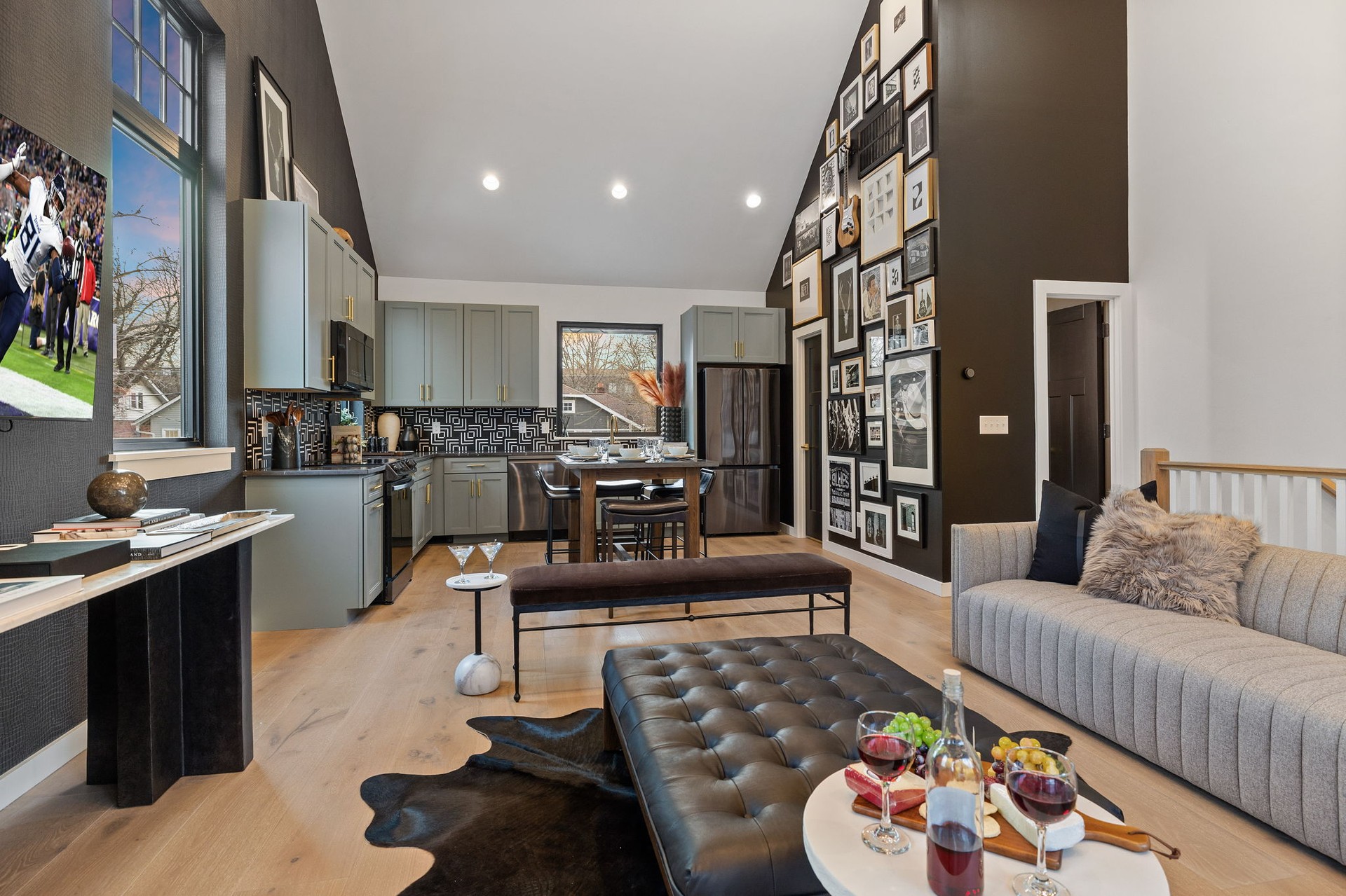 The Modern Cowboy- TN interior 27