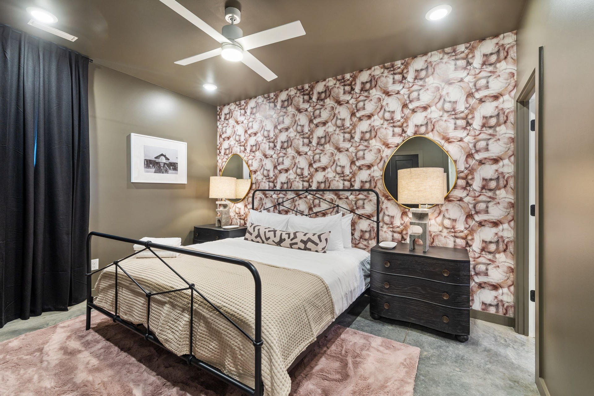 The Modern Cowboy- TN interior 7