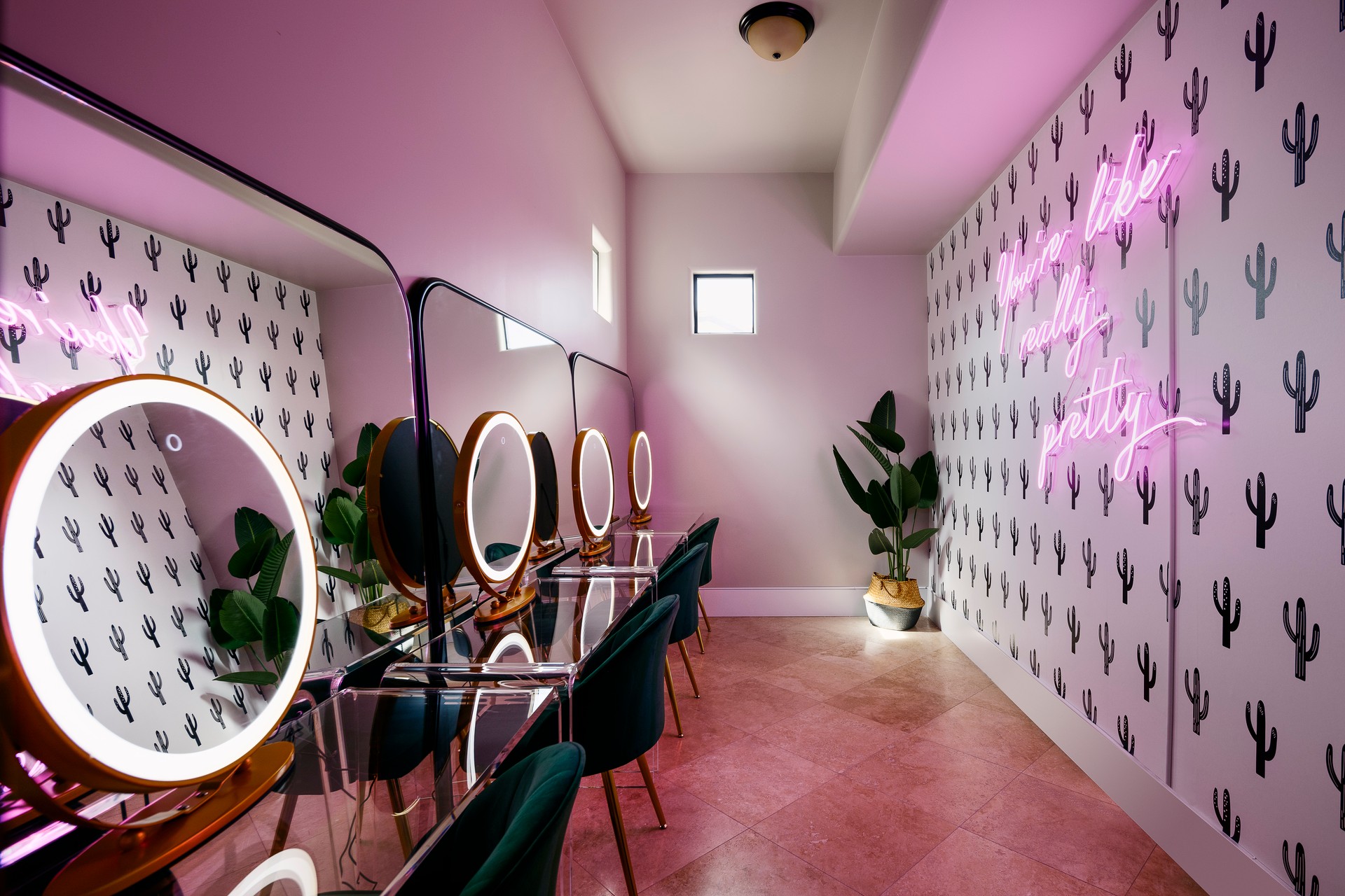 Casa Cattle Track interior 4