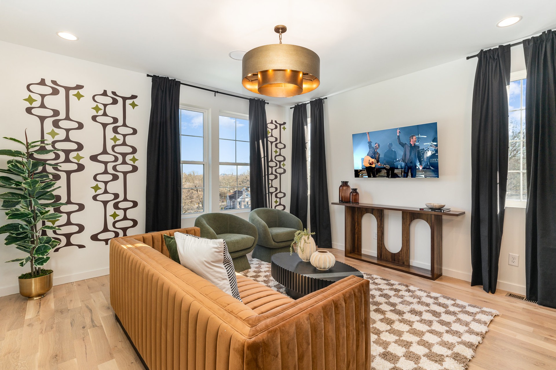 Encore Echo interior 4