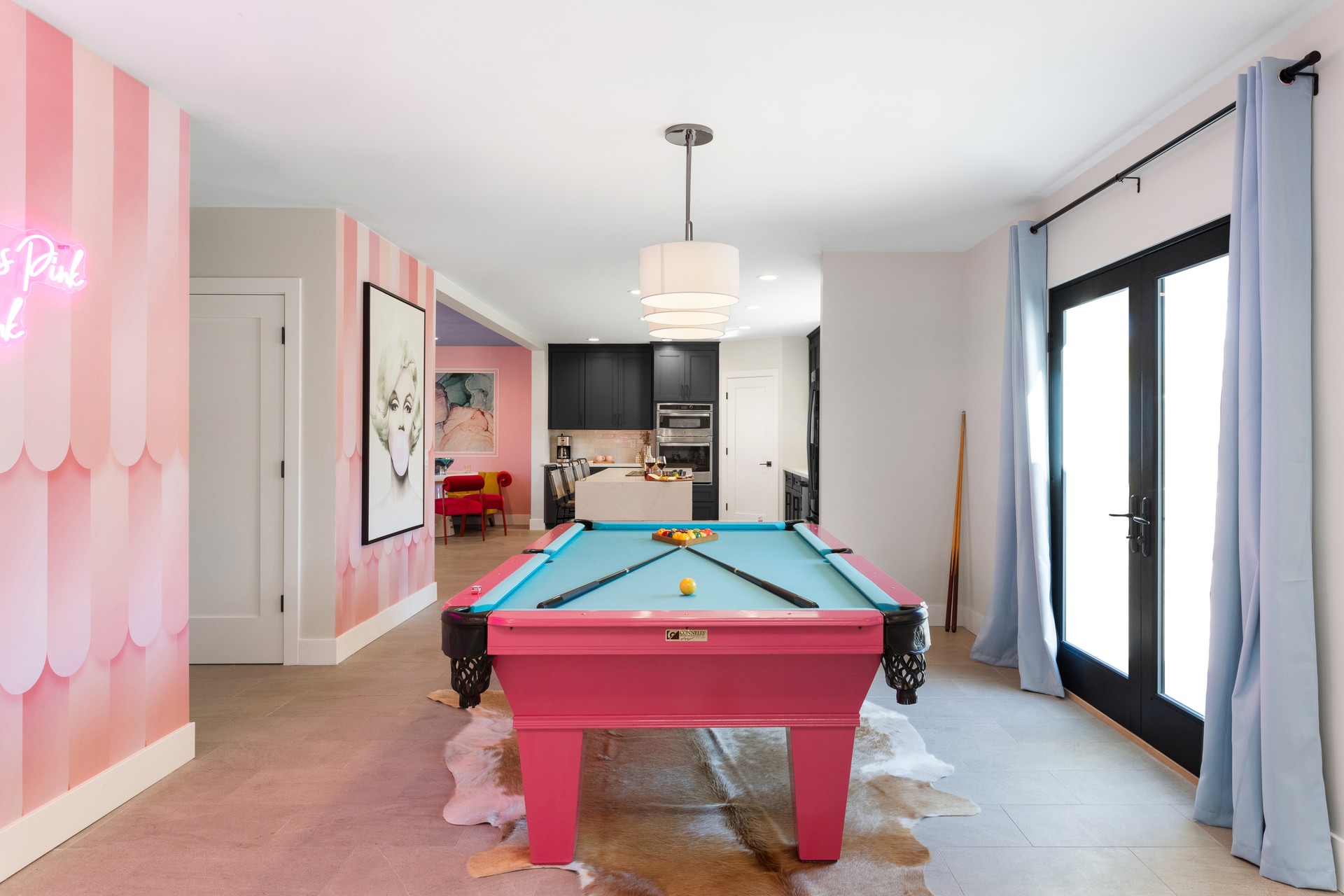 Rosè Retreat- AZ interior 5
