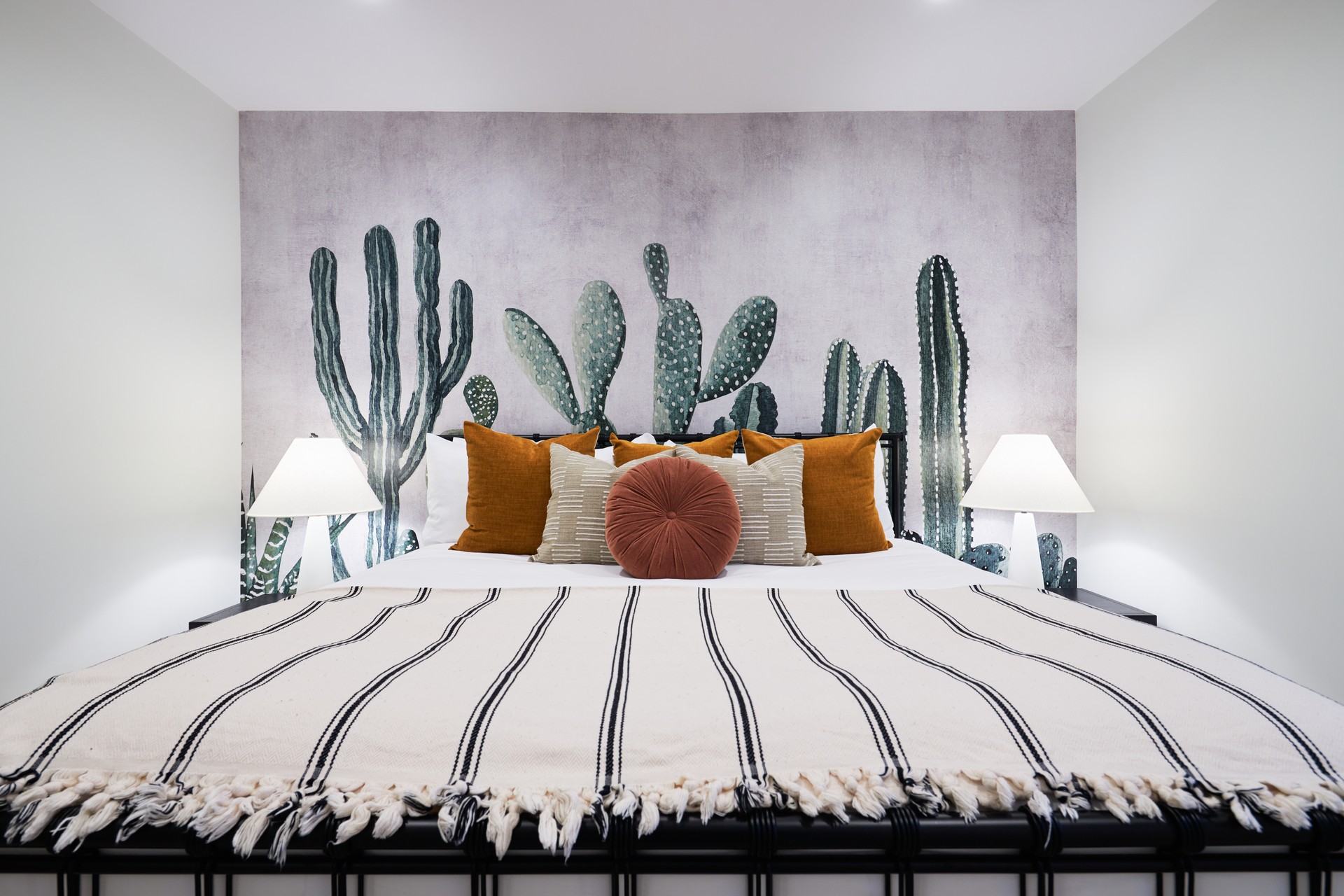 Fresh Prince of Scottsdale interior 7