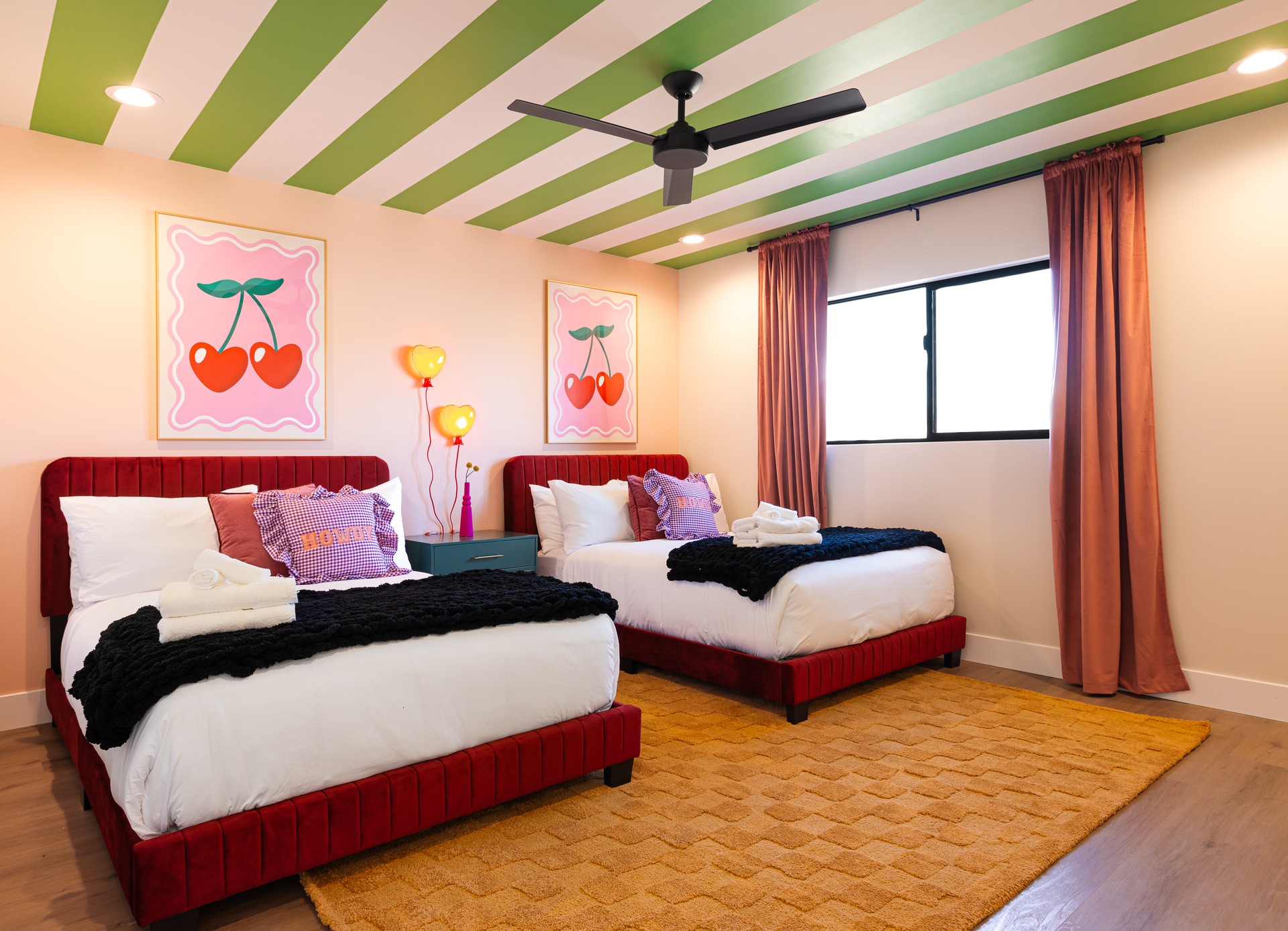 Rosè Retreat- AZ interior 35