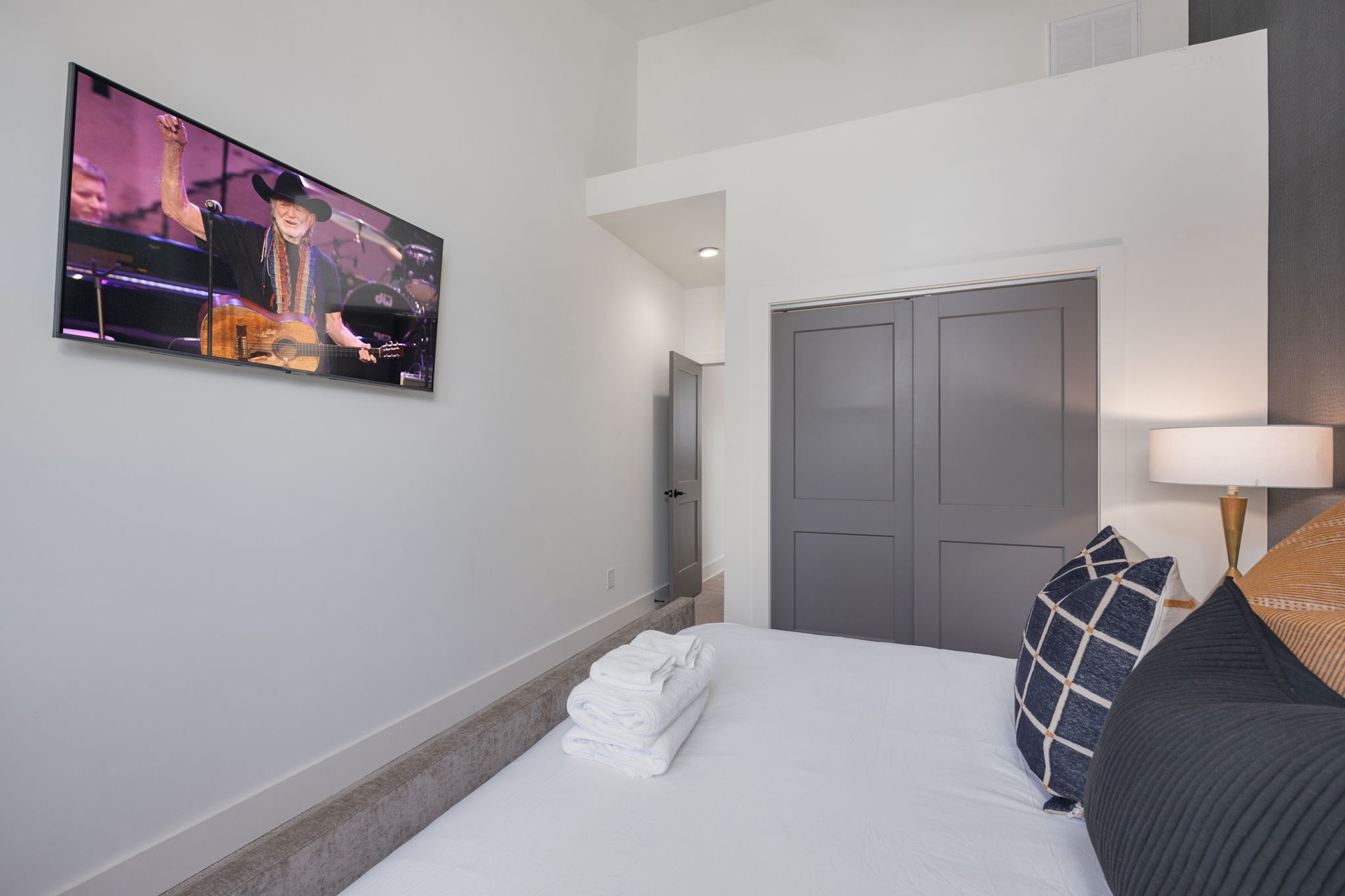 The Summit interior 39