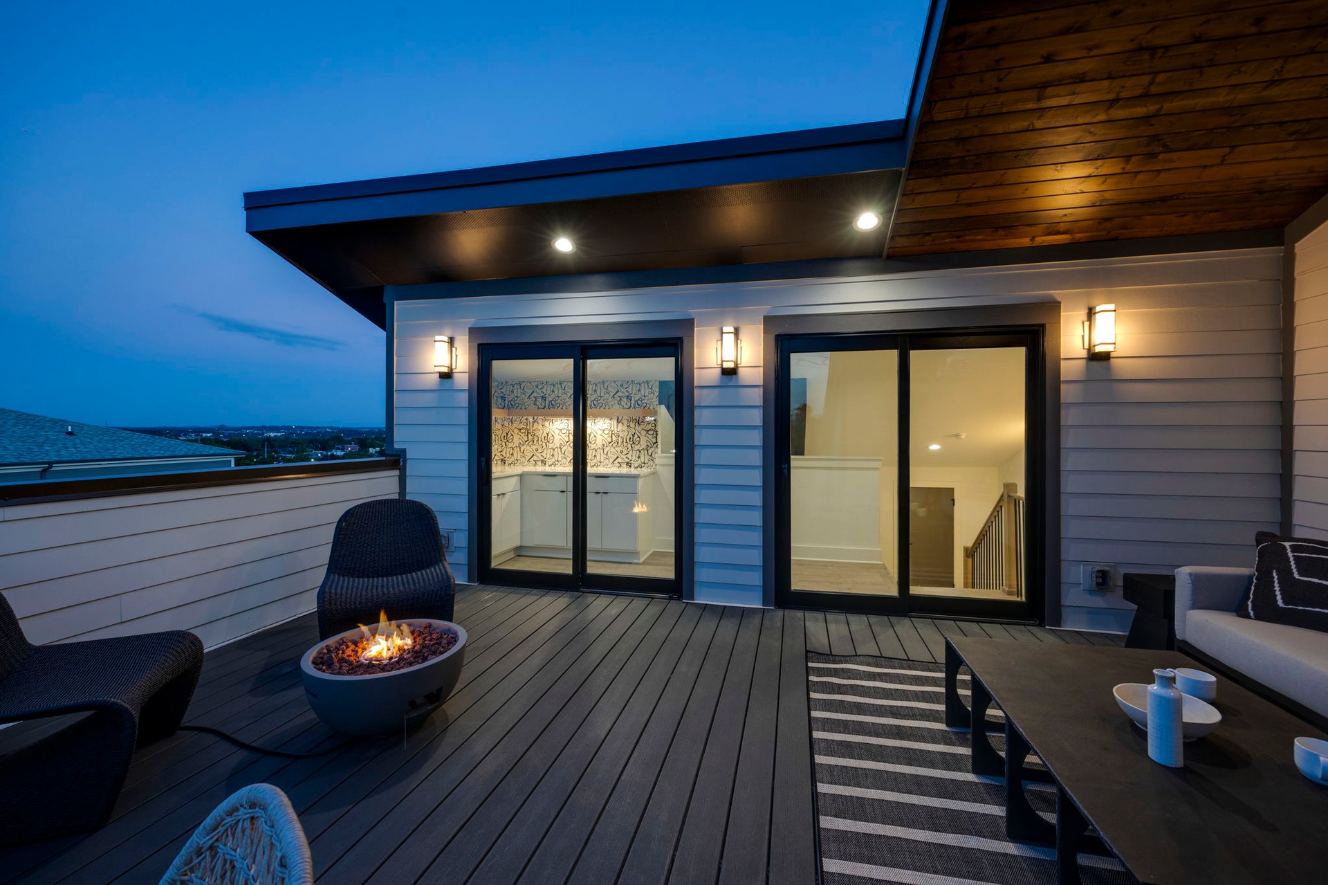 The Summit interior 52