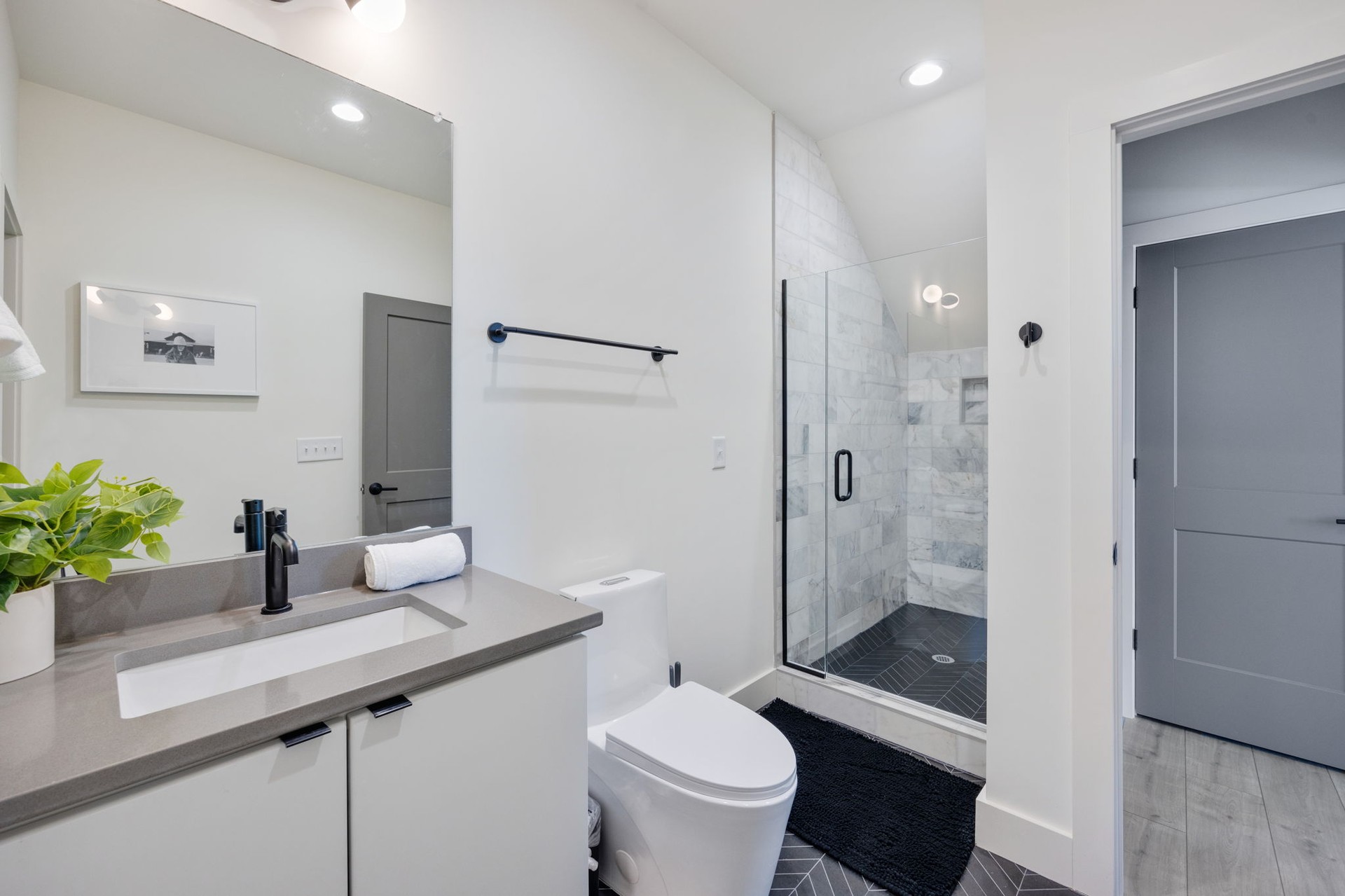 The Summit interior 50