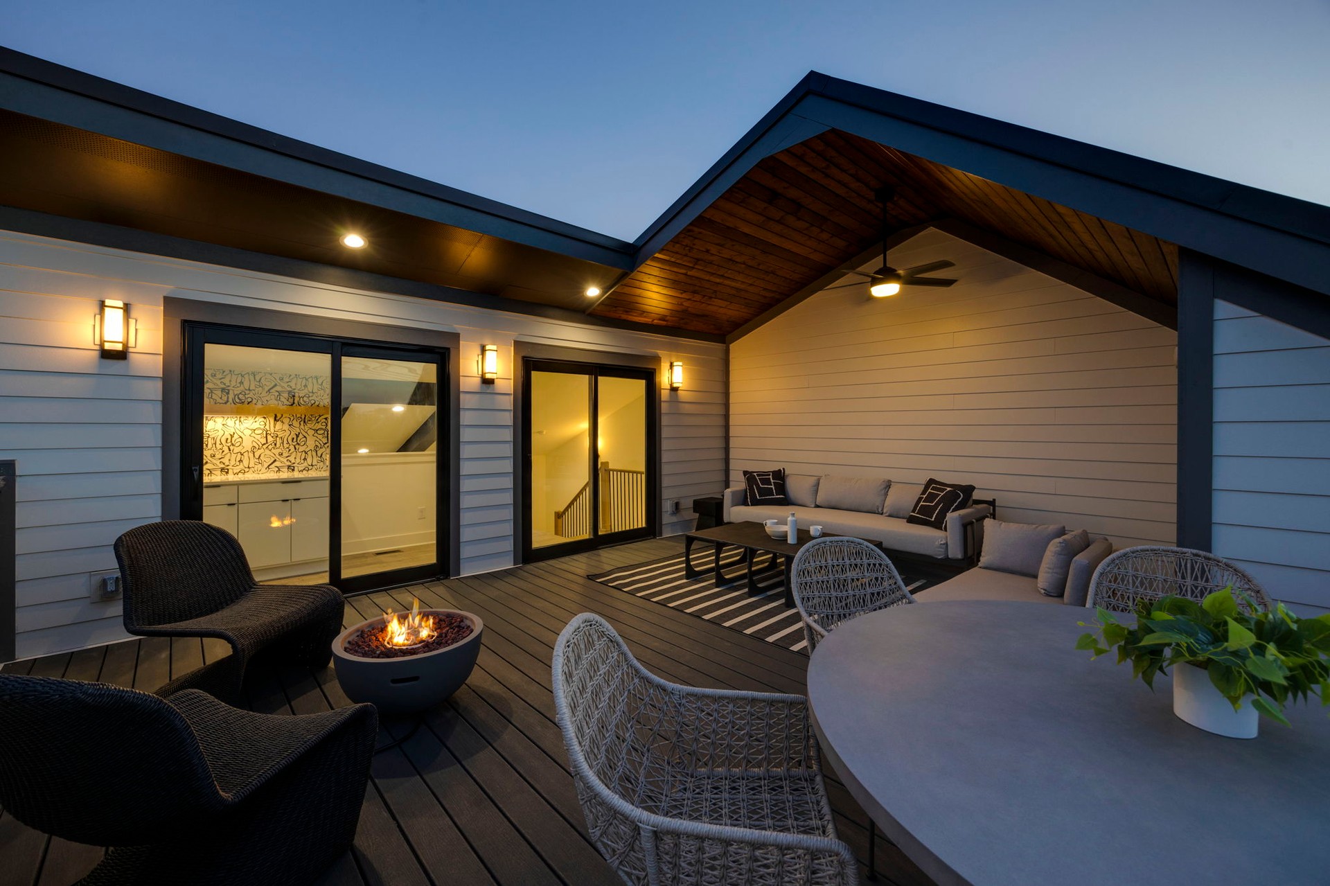 The Summit interior 5