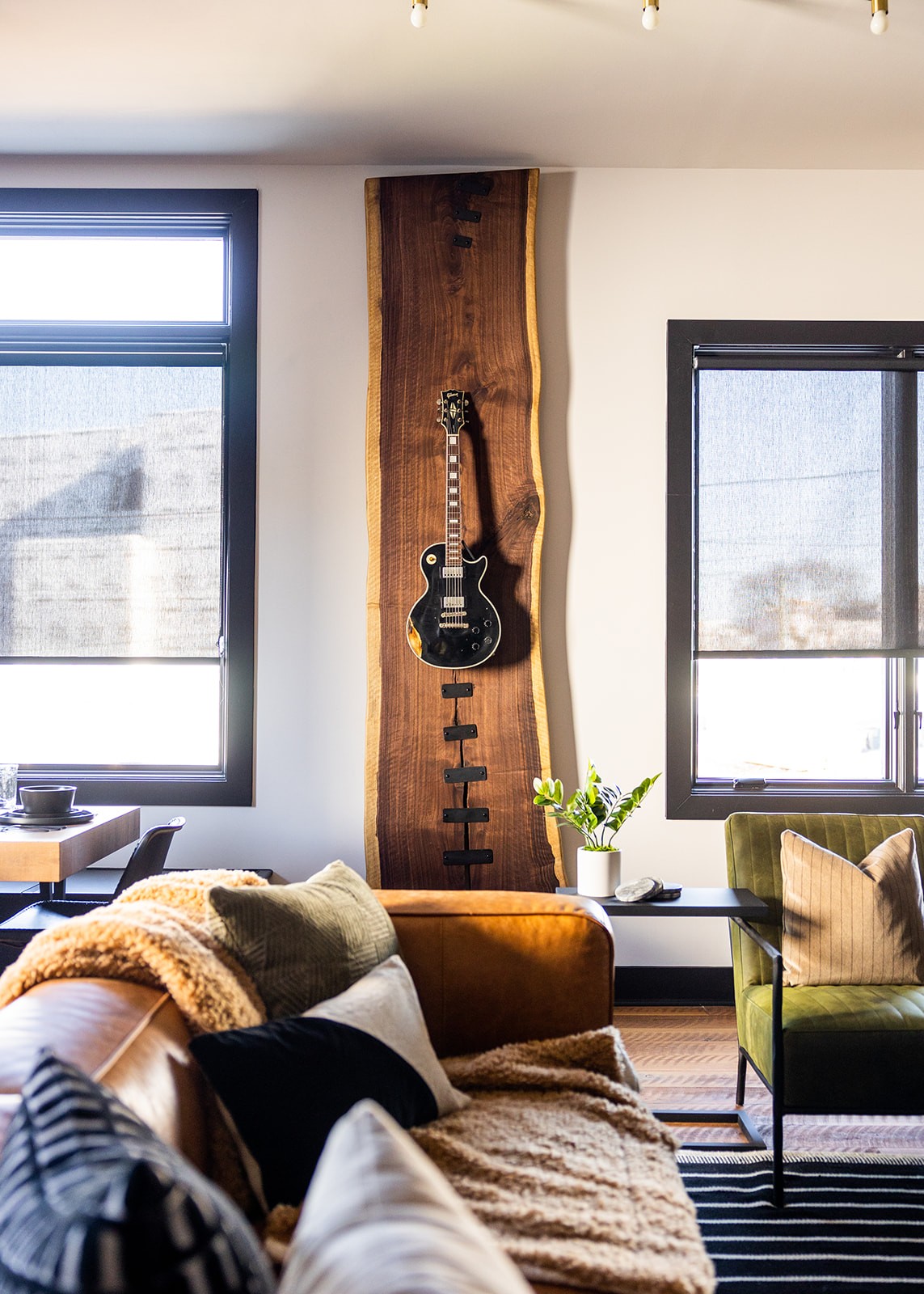 Heart of the Gulch interior 6