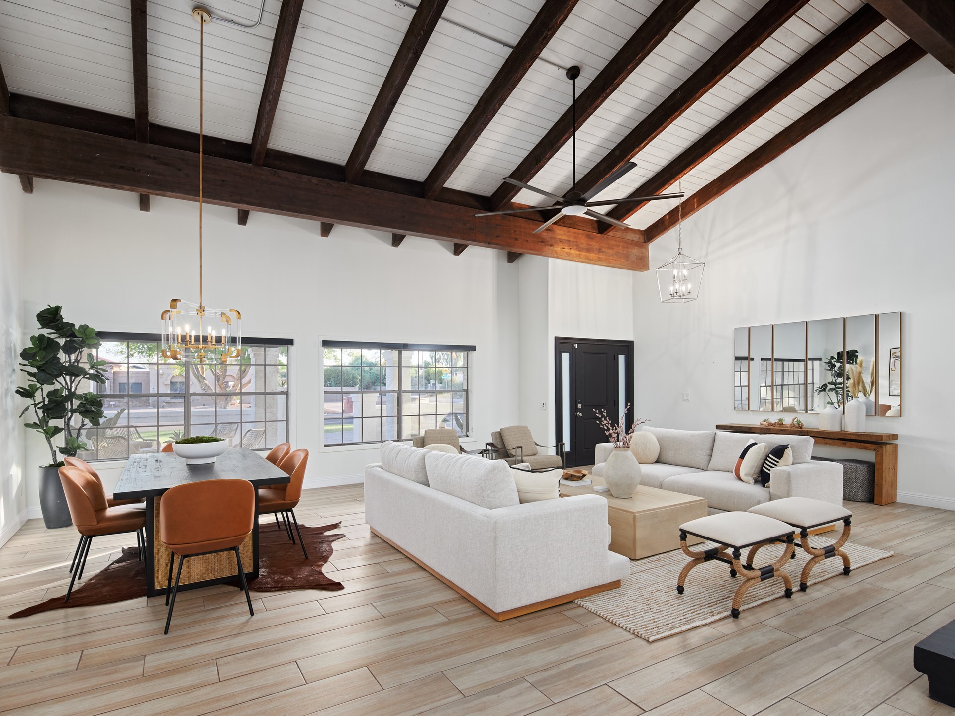 Fresh Prince of Scottsdale interior 2