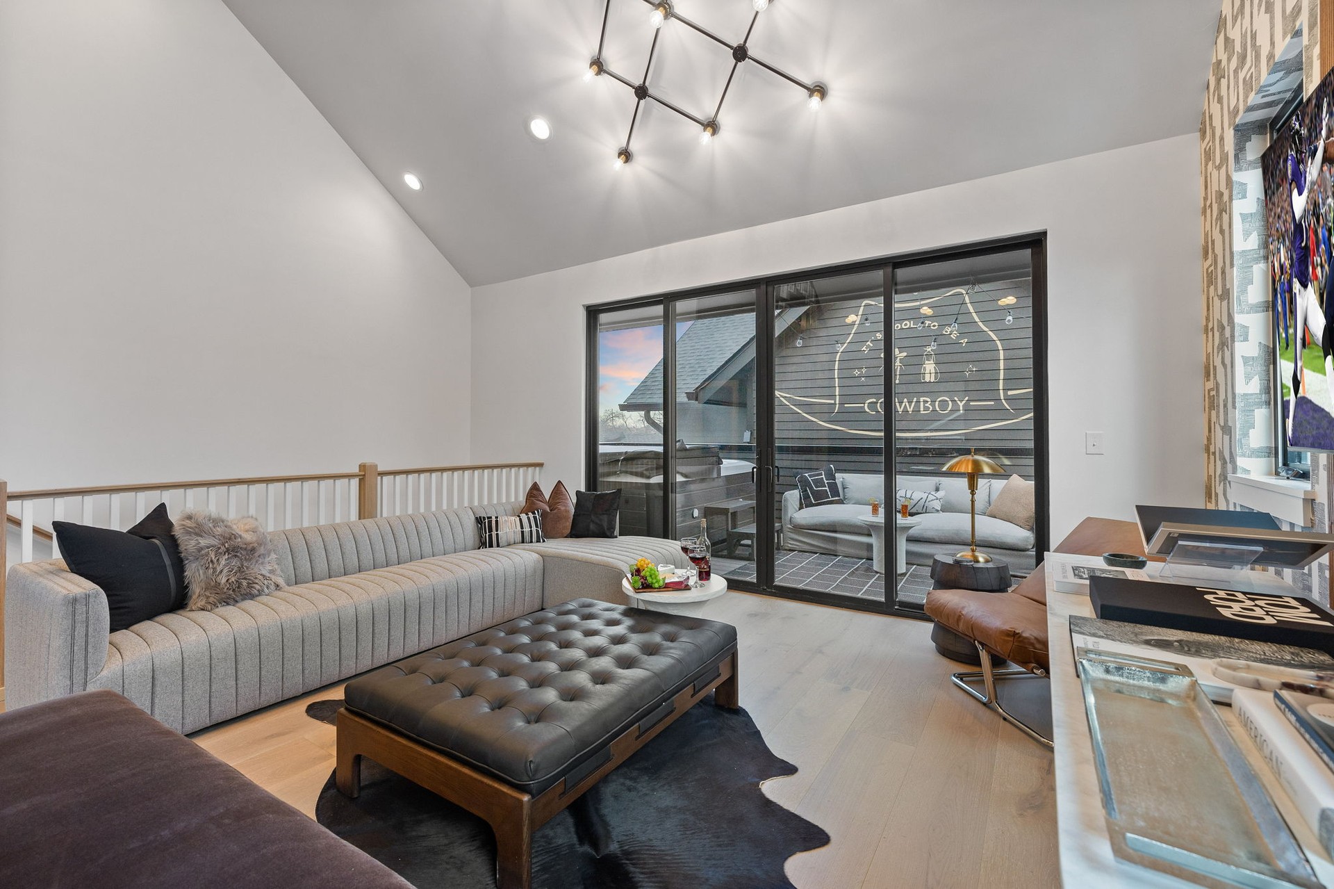 The Modern Cowboy- TN interior 25