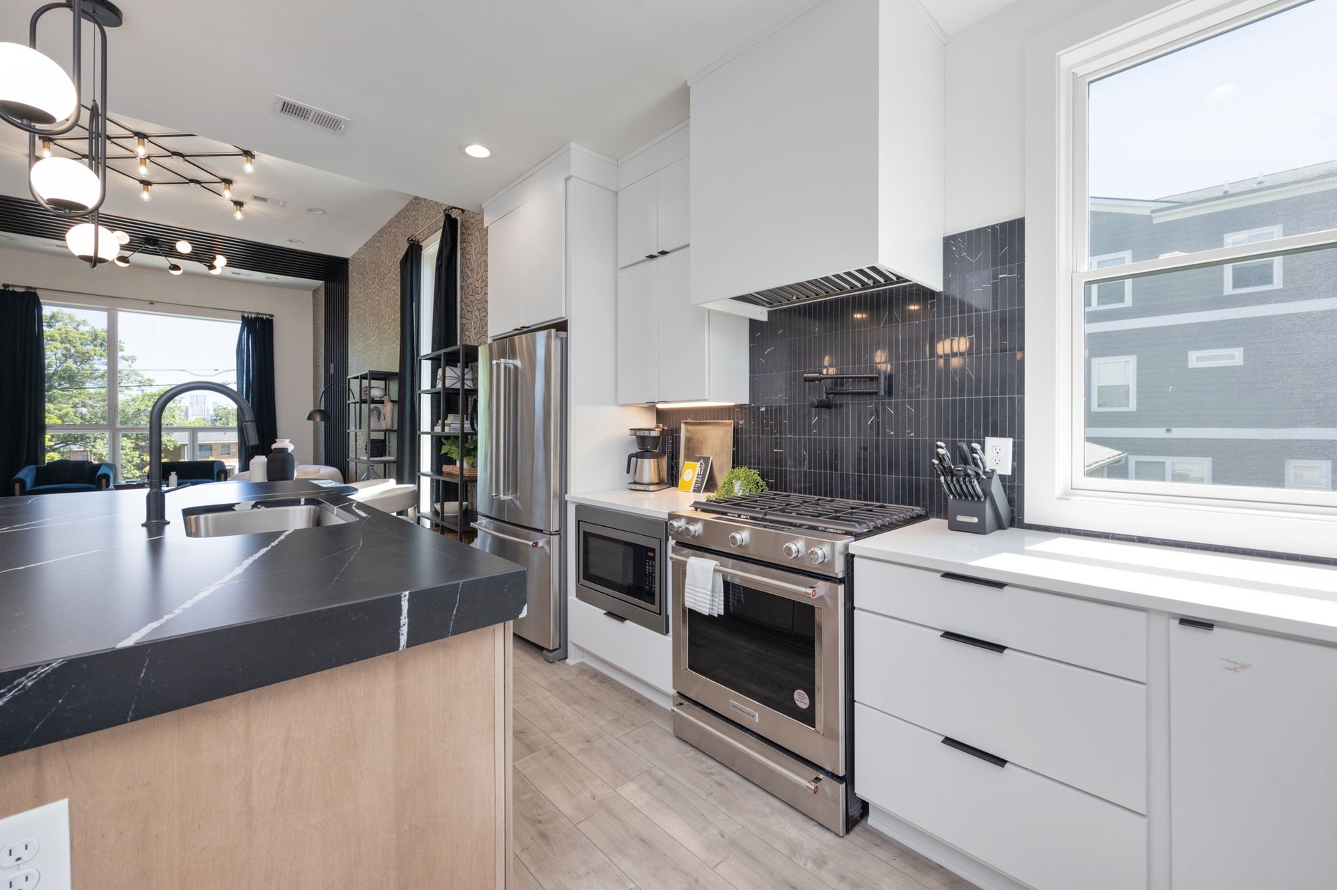 The Summit interior 19