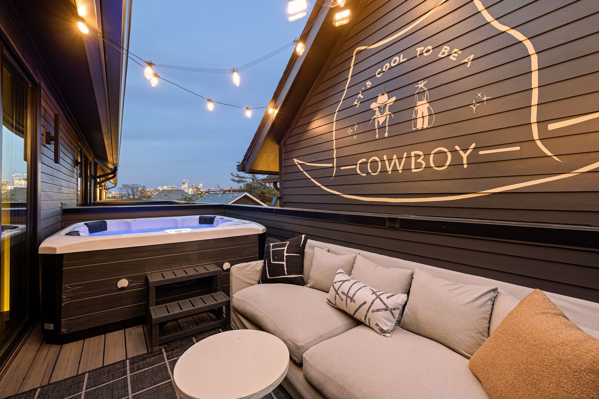 The Modern Cowboy- TN interior 53