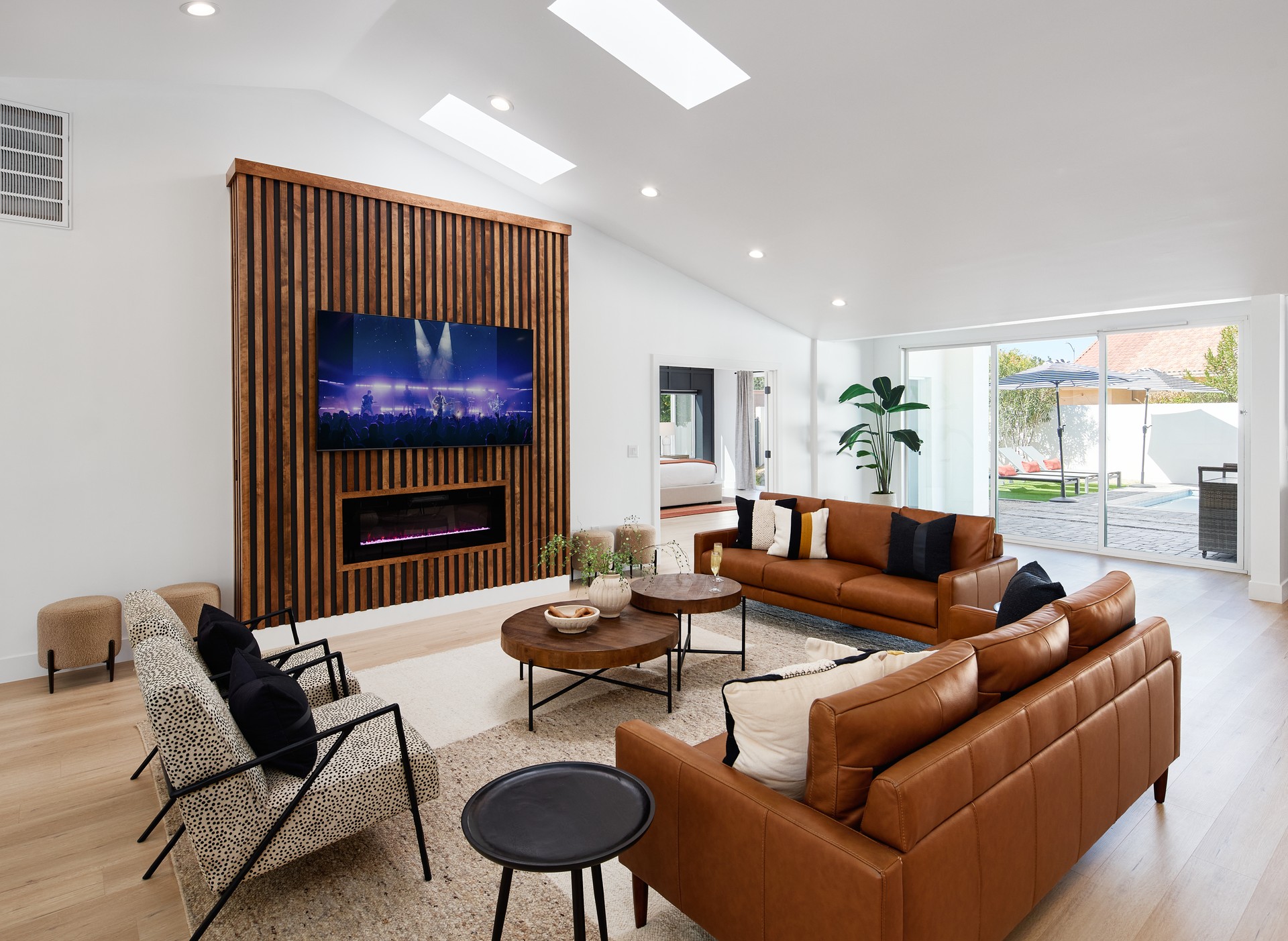 Monroe interior 4