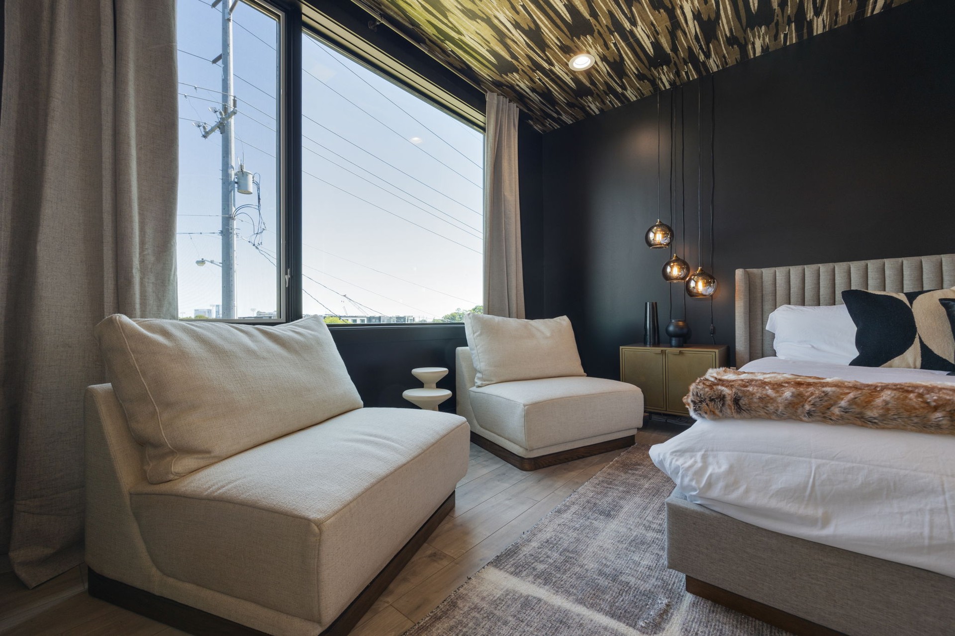 The Summit interior 23