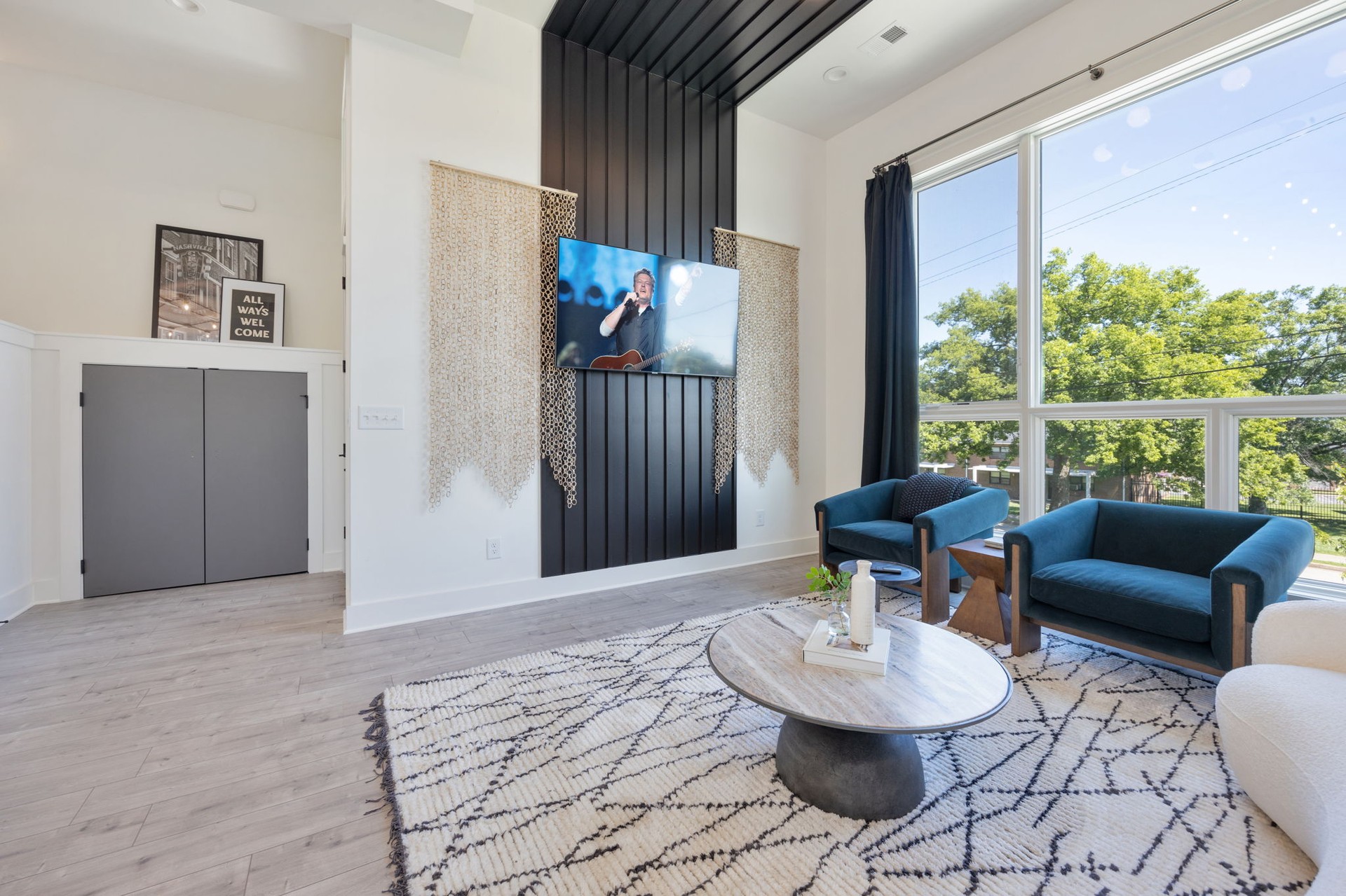 The Summit interior 11