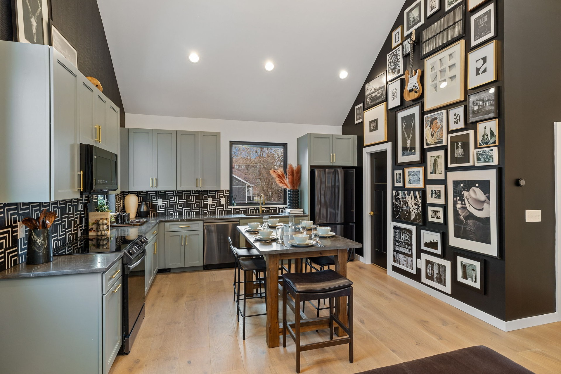 The Modern Cowboy- TN interior 29