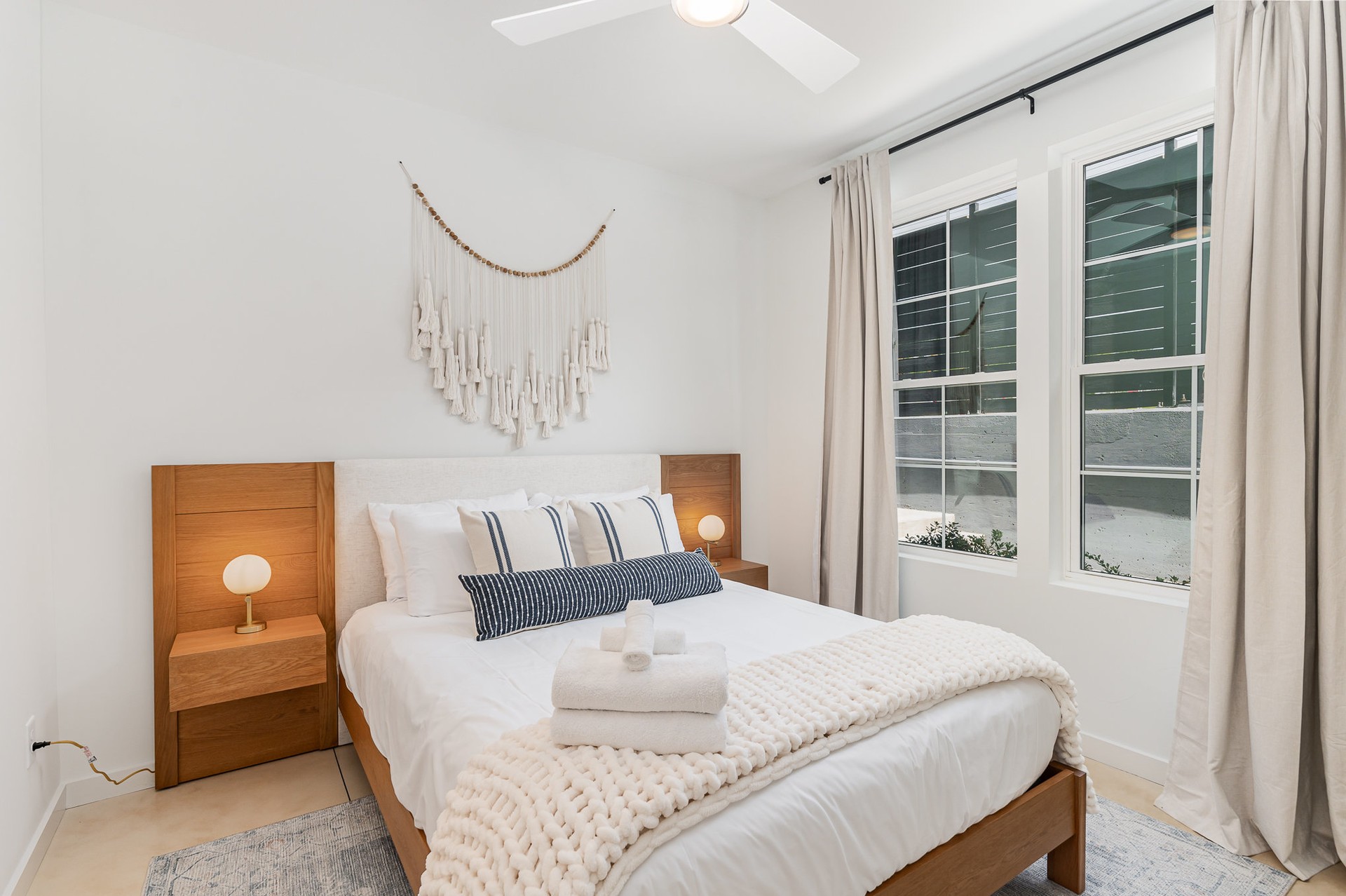 COASTAL COWGIRL interior 8