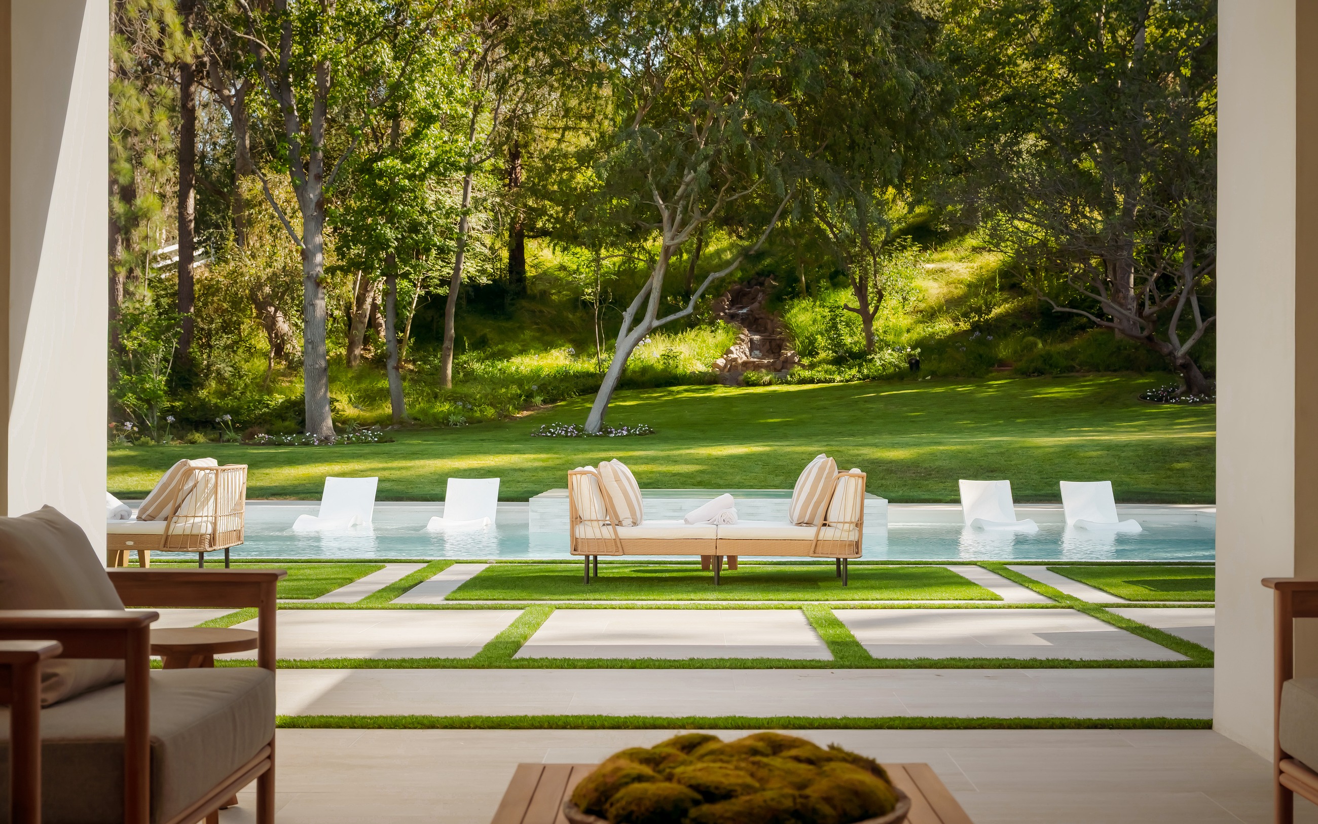 Magnum Opus: A Contemporary Hidden Hills Estate Designed to Inspire