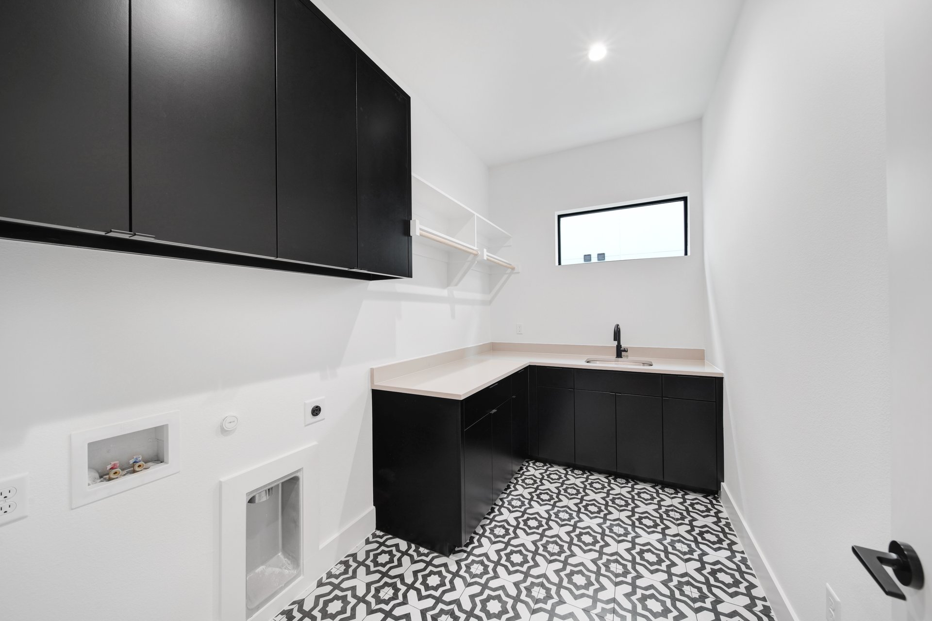 Utility Tile 2