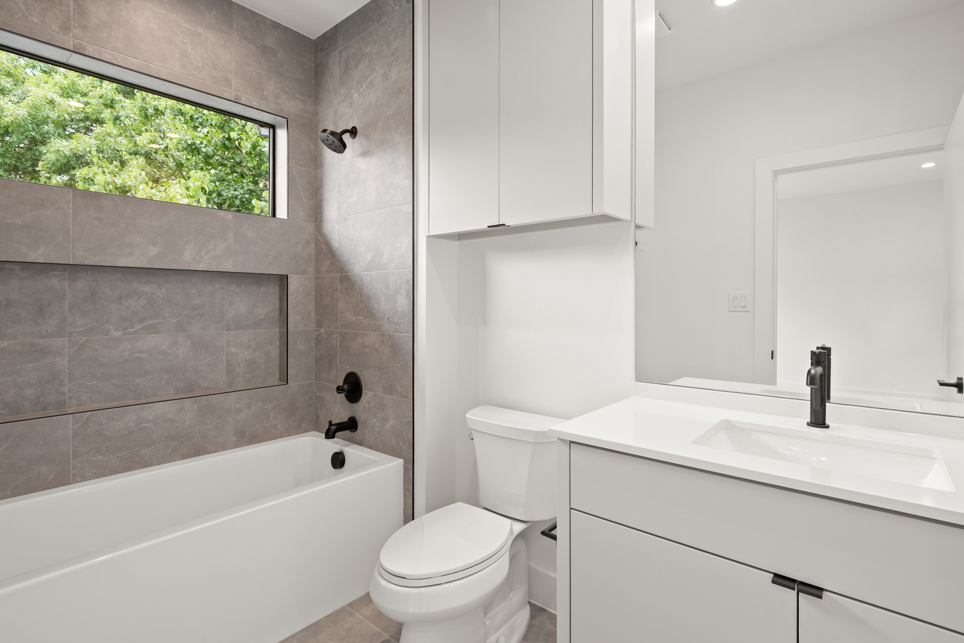 Secondary Bath 4