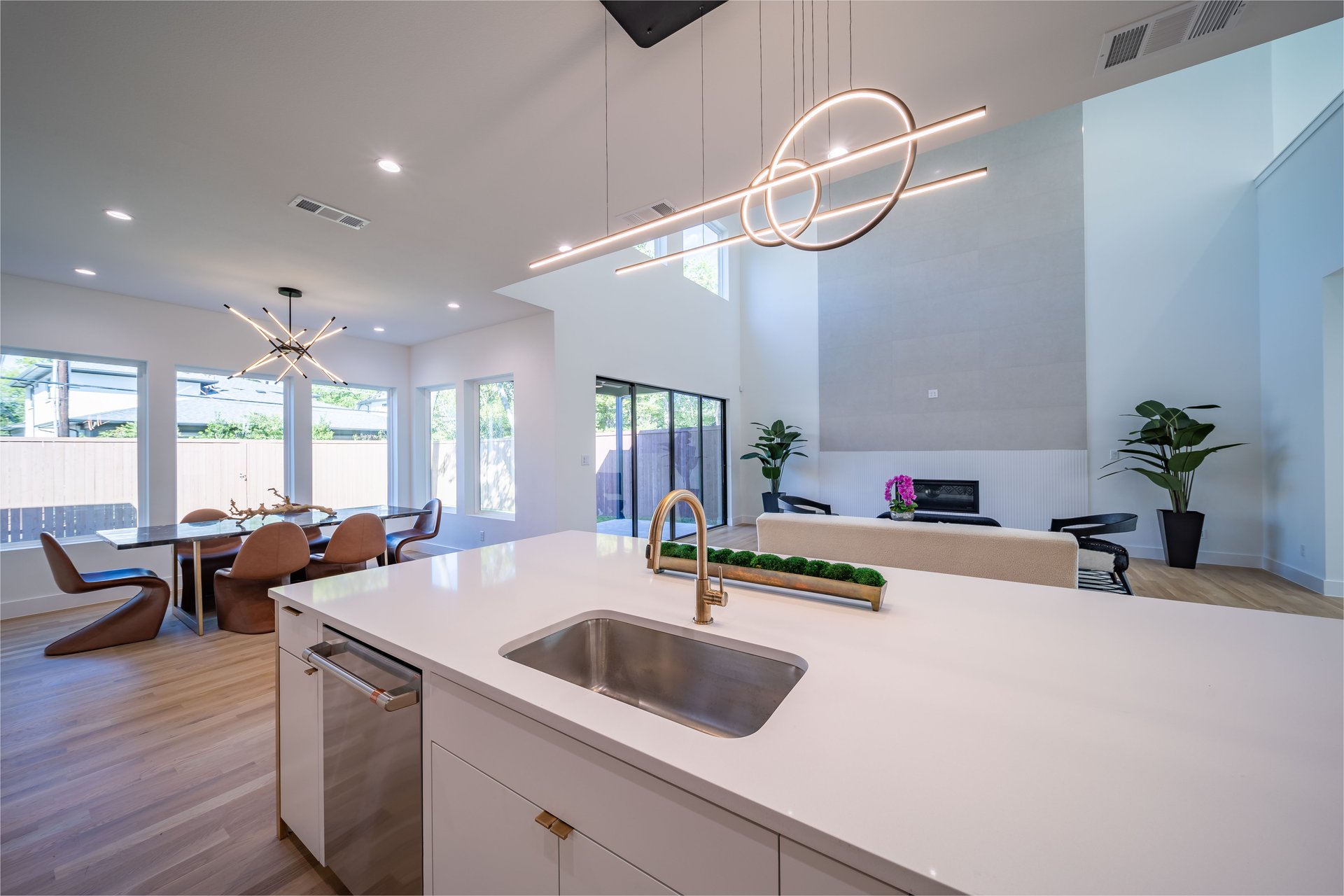 Pure White – Quartz