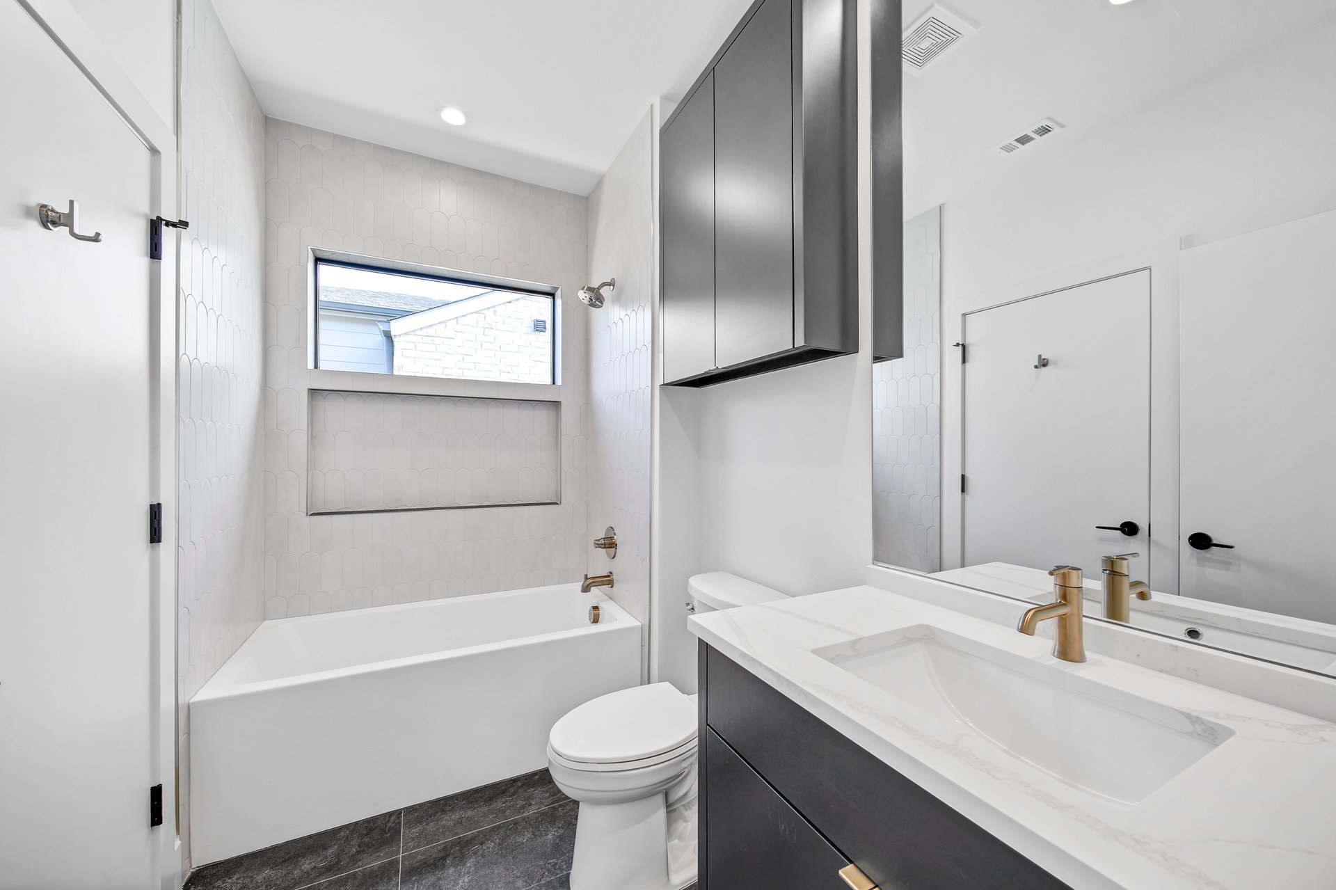 Secondary Bath 10