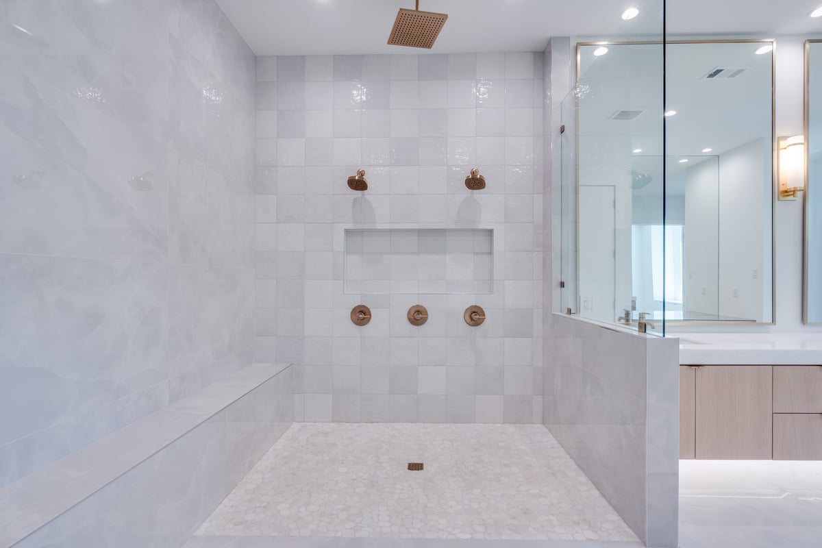 Primary Bath 8-2