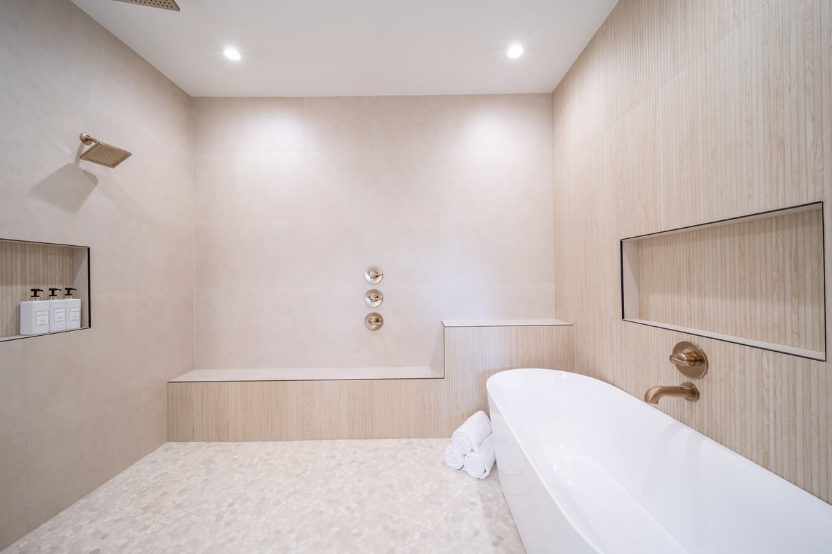 Primary Bath 7-2