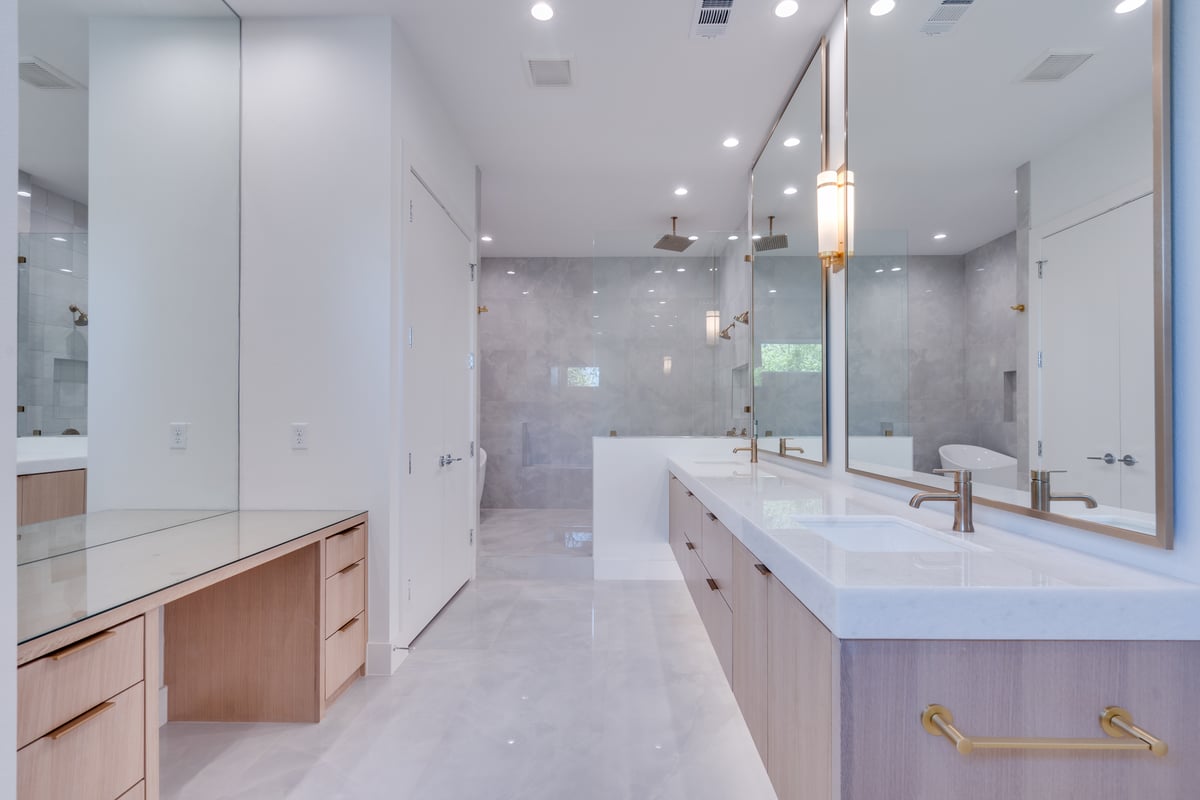 Primary Bath 8