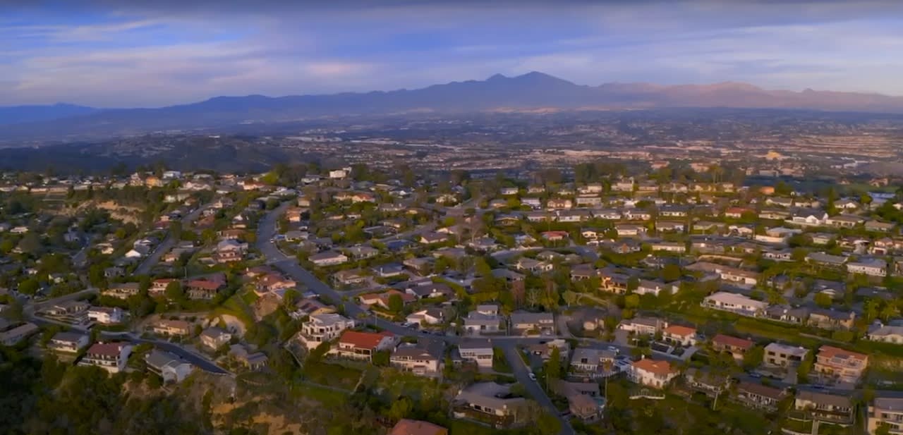 Top of the World, Laguna Beach : Neighborhood Spotlight Video